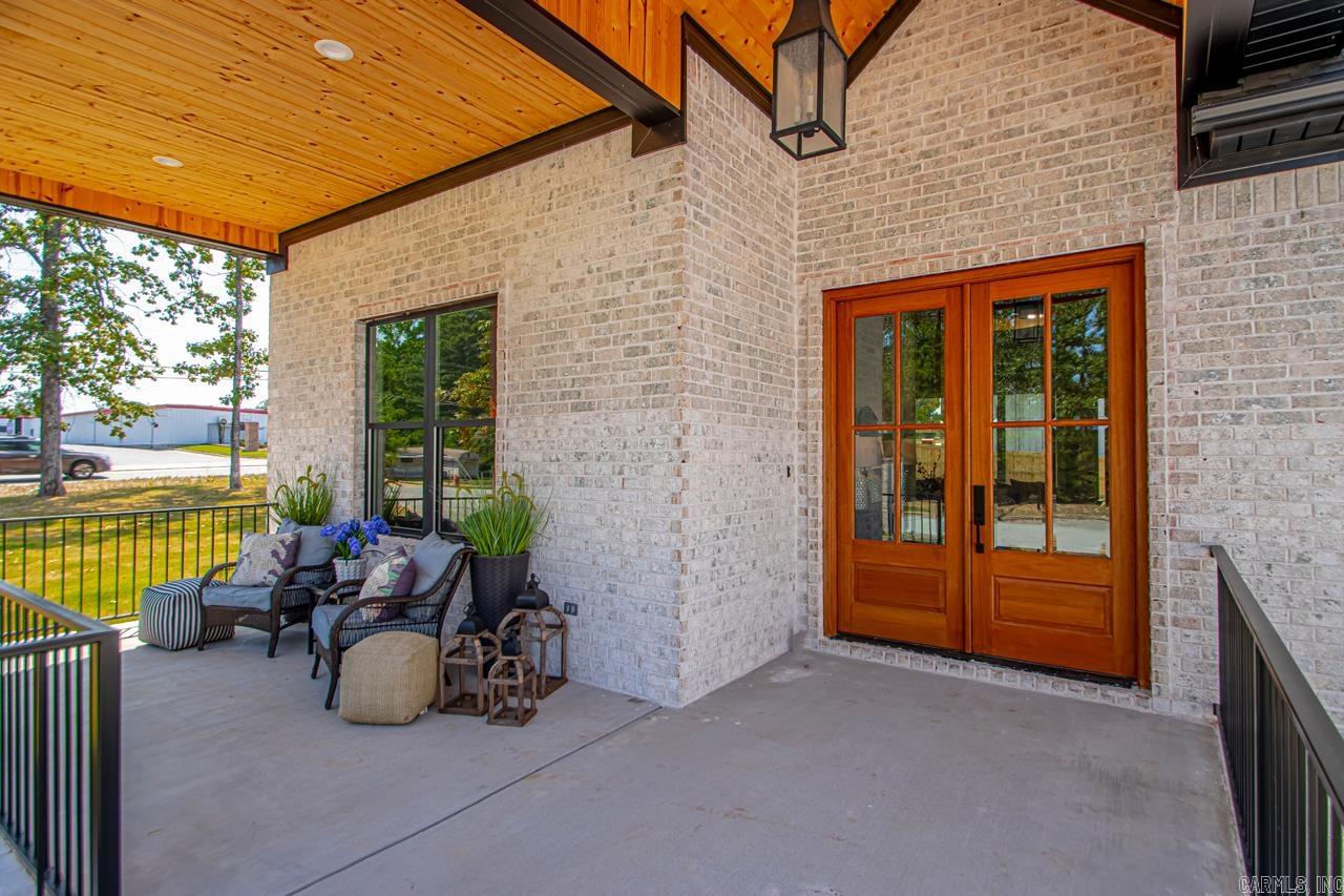 HURRICANE LAKE VILLA ESTATES - Residential