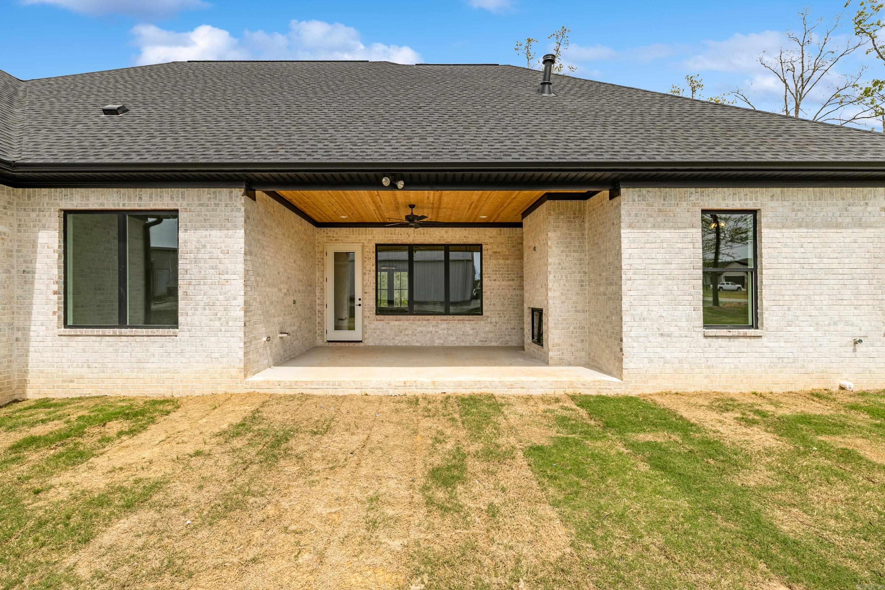 HURRICANE LAKE VILLA ESTATES - Residential