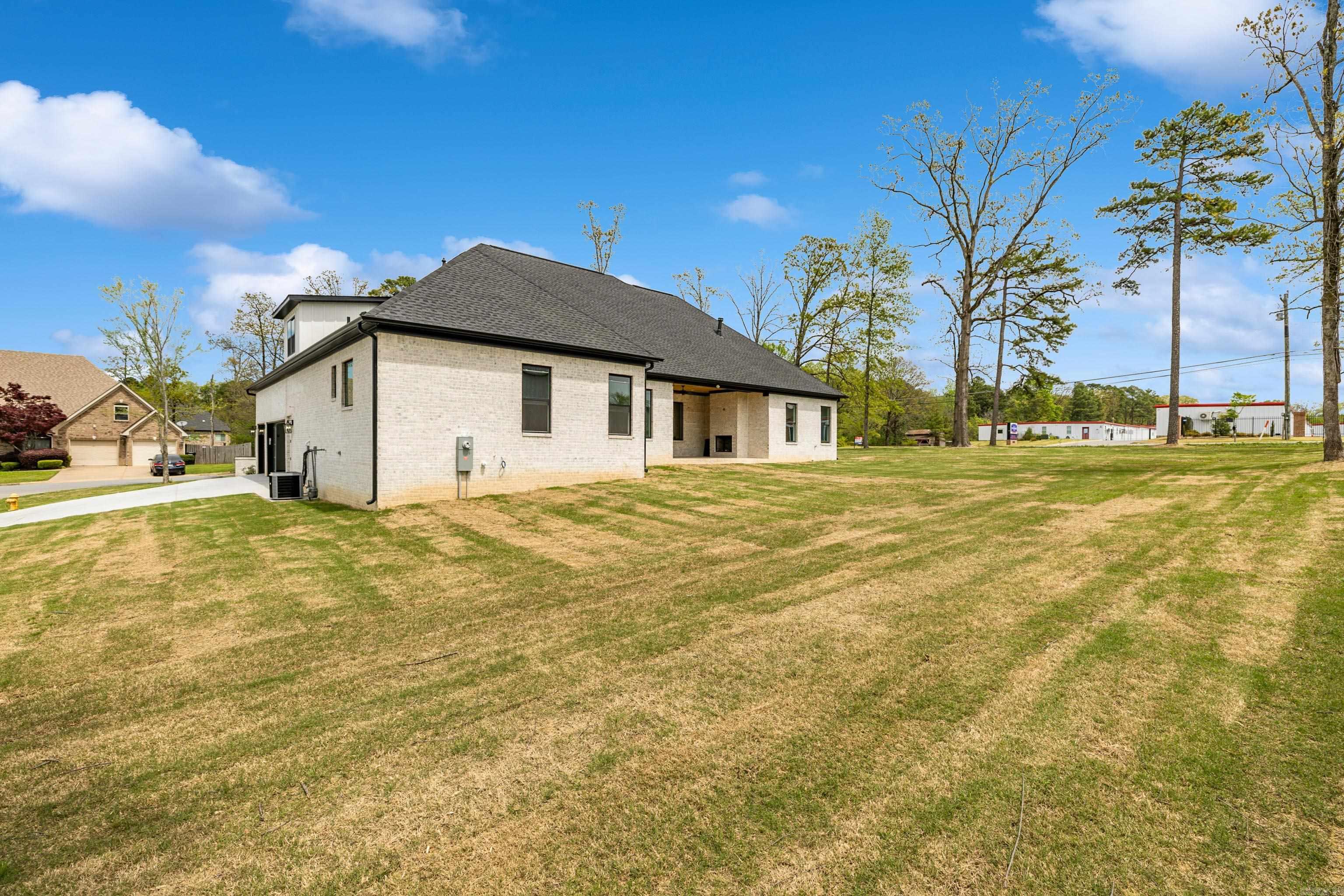 HURRICANE LAKE VILLA ESTATES - Residential