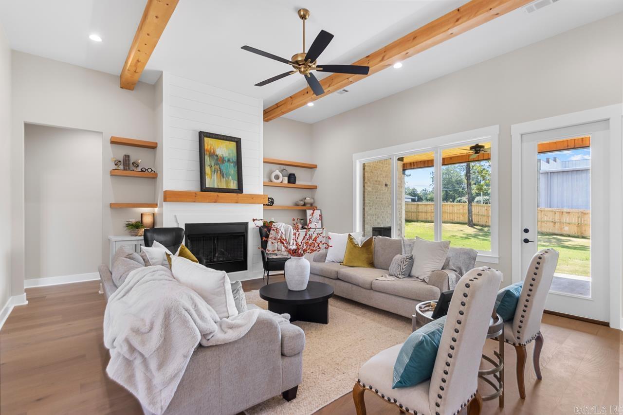 HURRICANE LAKE VILLA ESTATES - Residential