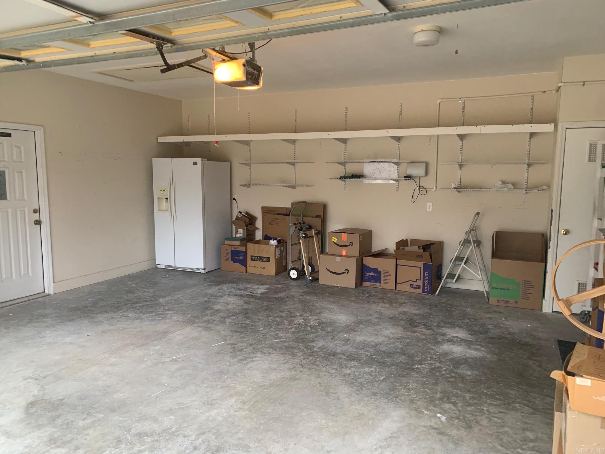 RIVER OAKS - Residential