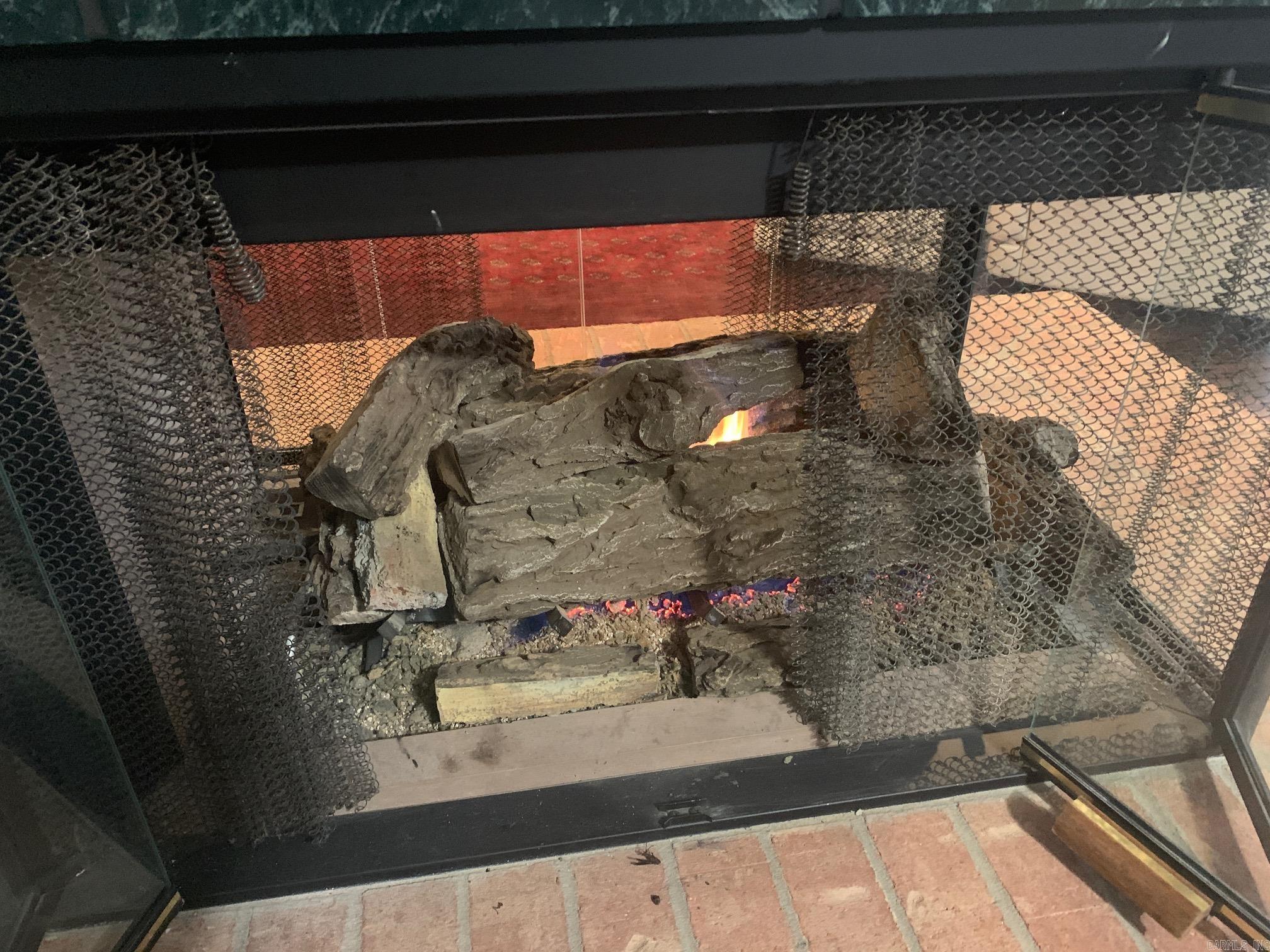 RIVER OAKS - Residential