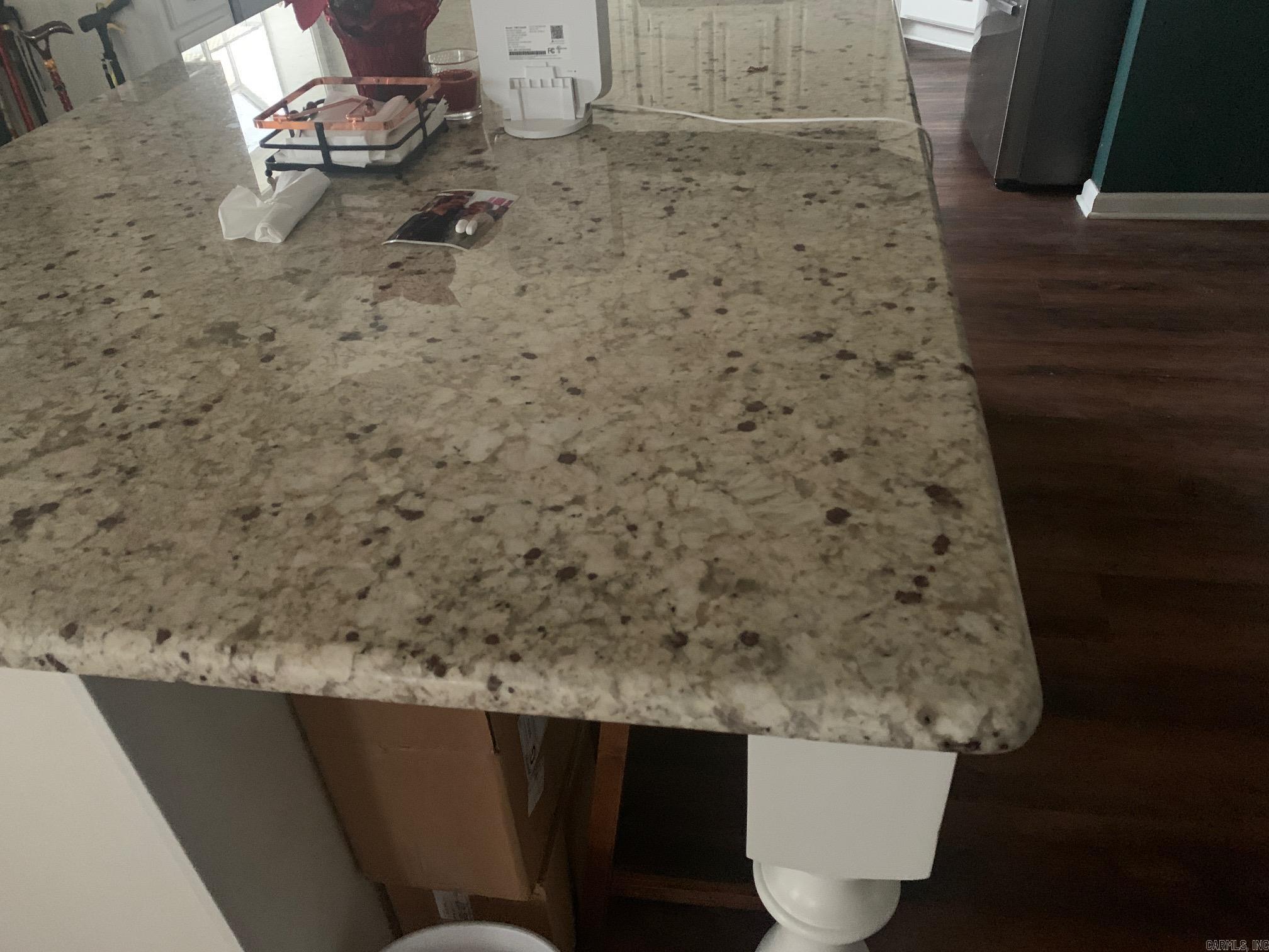 RIVER OAKS - Residential