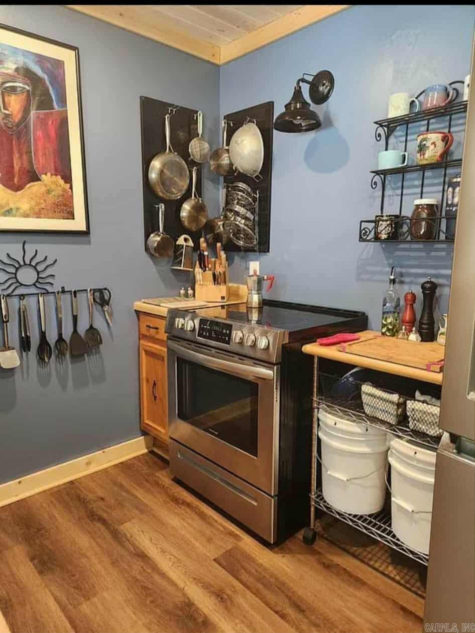 Lakewood Hills Condo - Residential