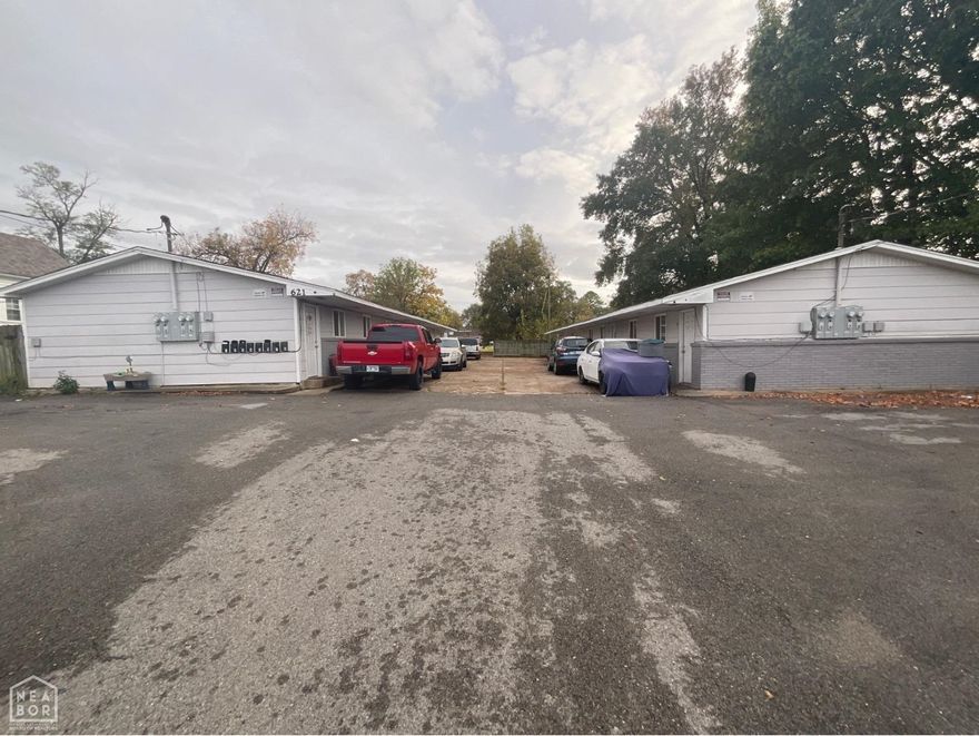 100% Occupied 8 Plex available now!! Don't miss the chance to get this investment property and start collecting rent.