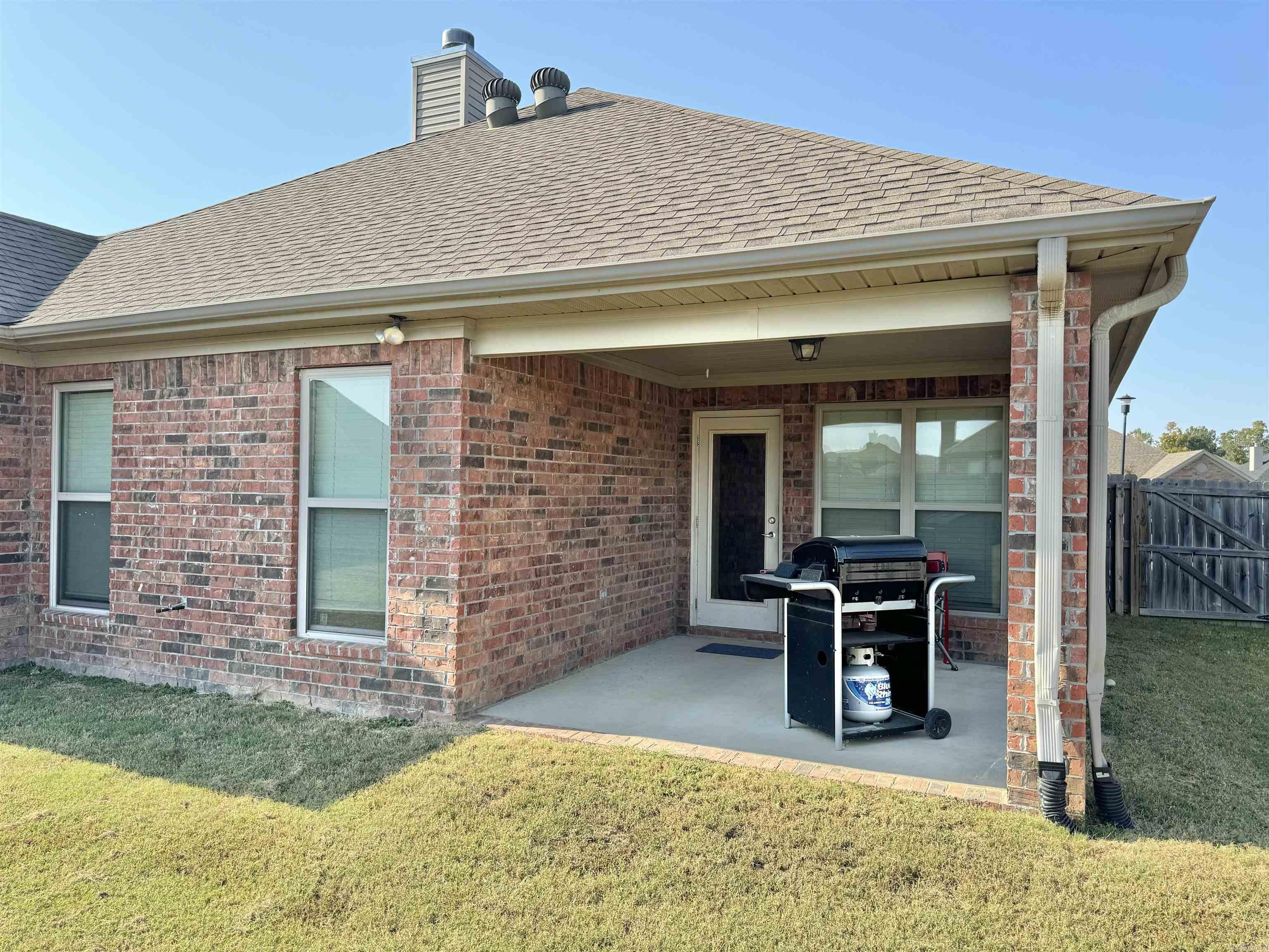 COUNTRY CLUB OF ARK THE - Residential