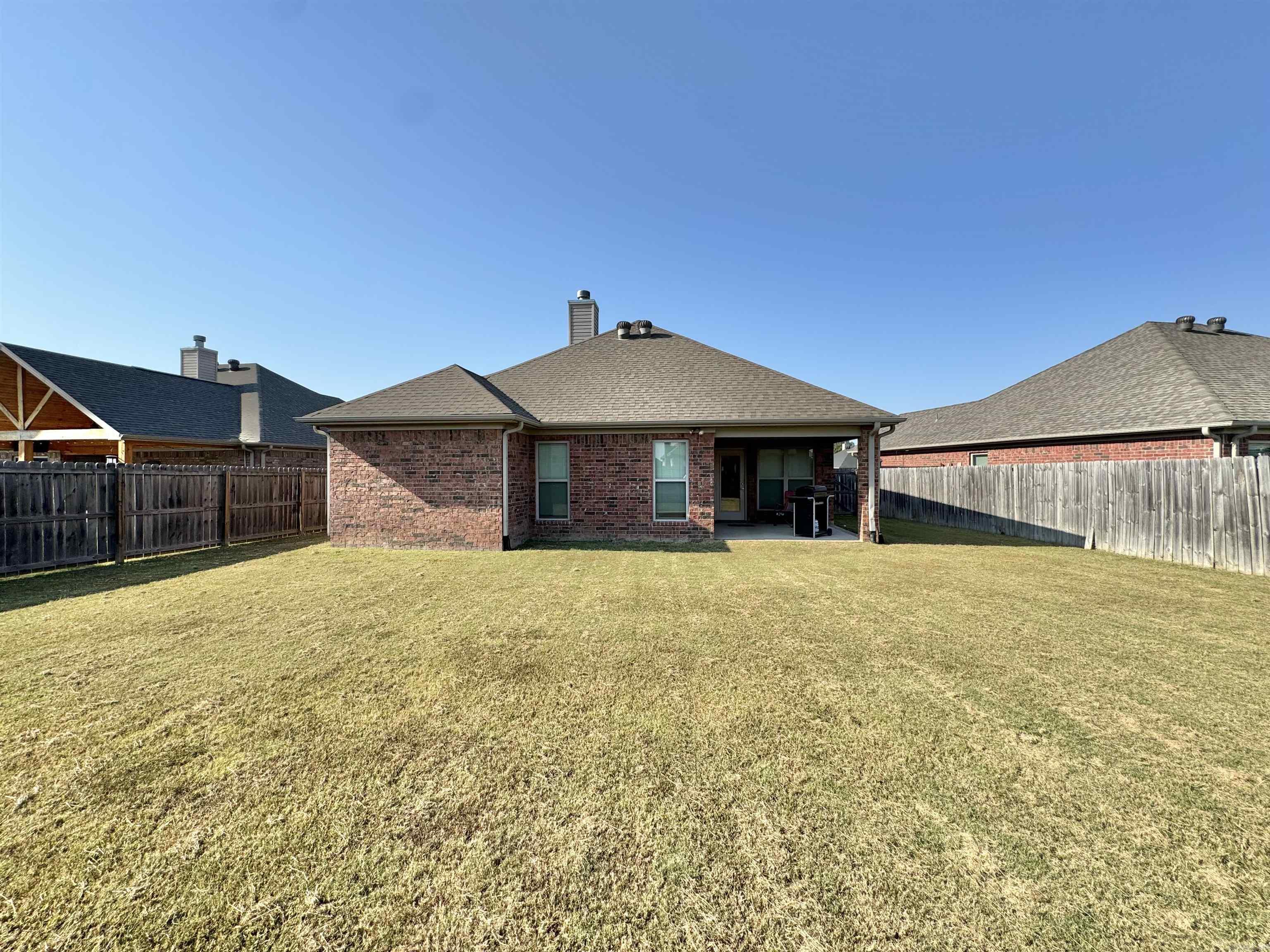 COUNTRY CLUB OF ARK THE - Residential