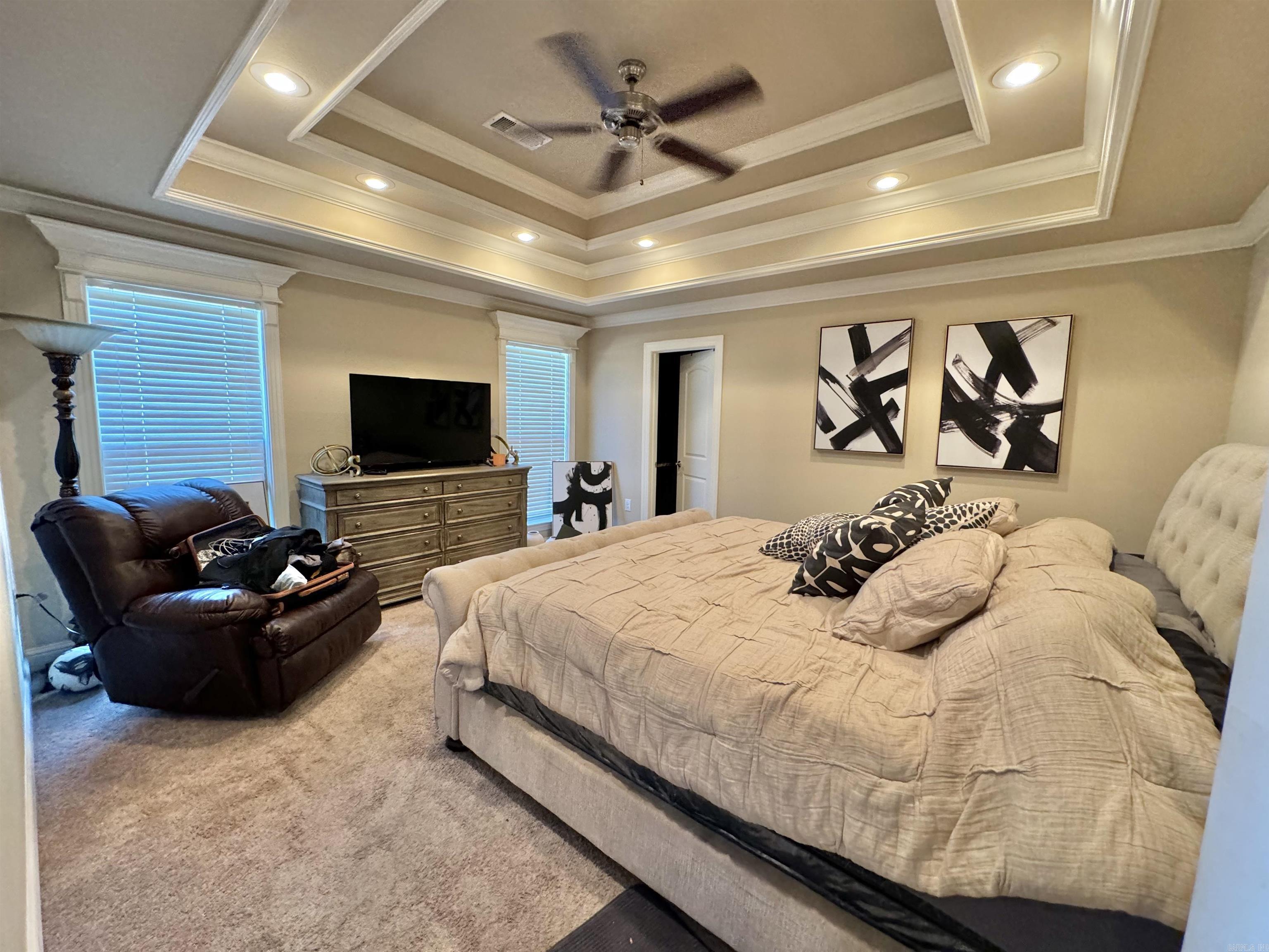 COUNTRY CLUB OF ARK THE - Residential