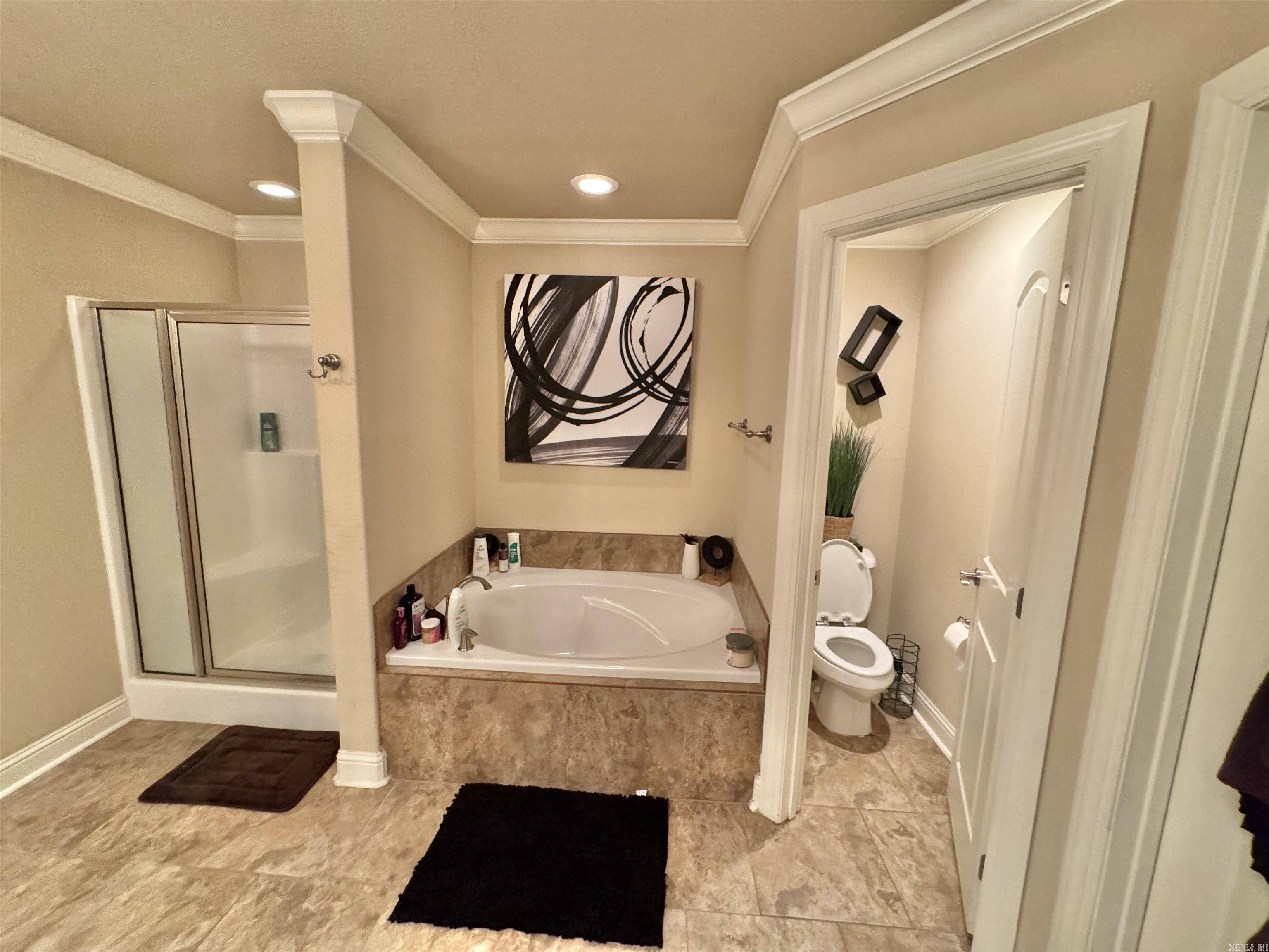 COUNTRY CLUB OF ARK THE - Residential