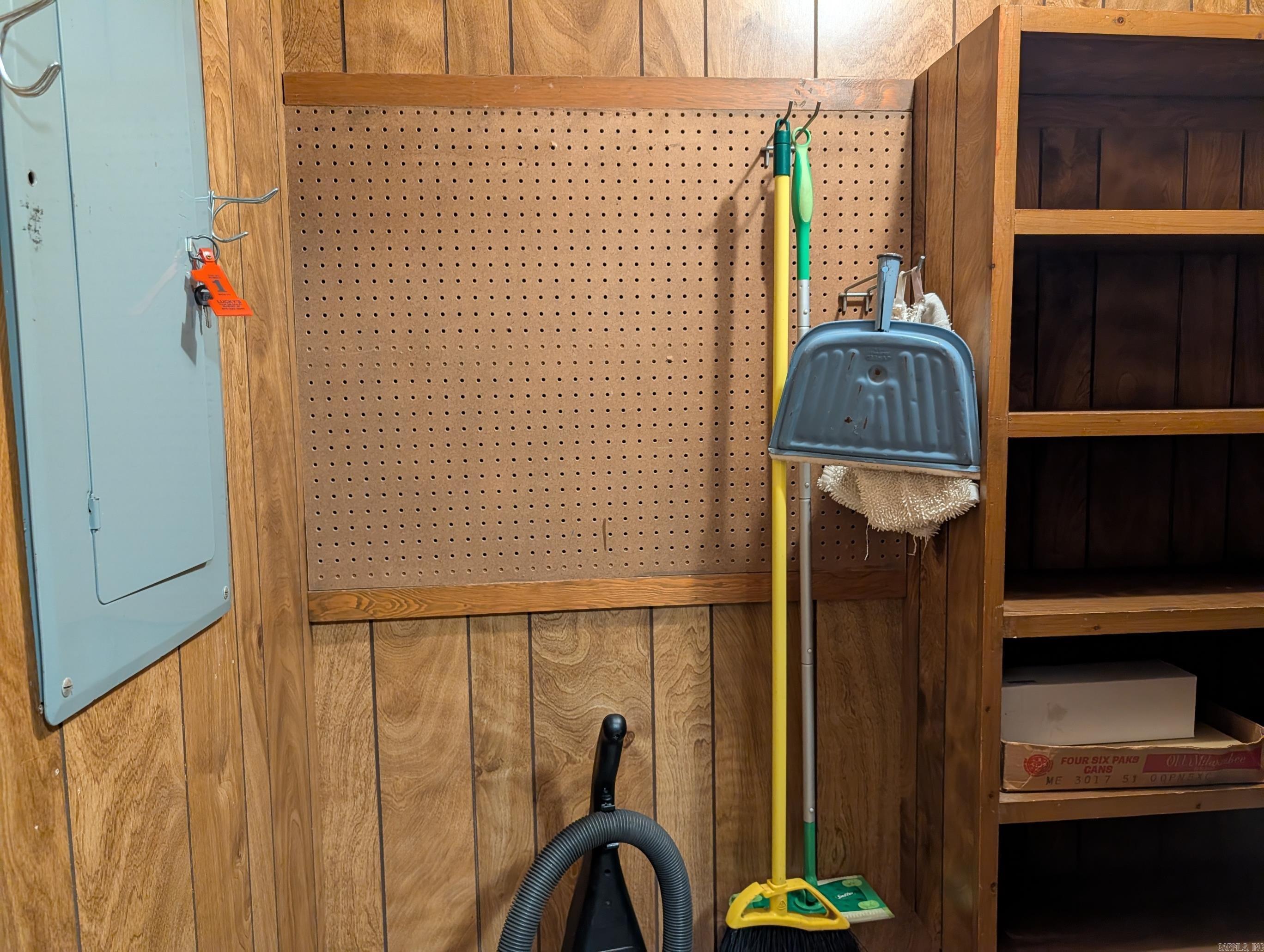 MCGEHEE - Residential