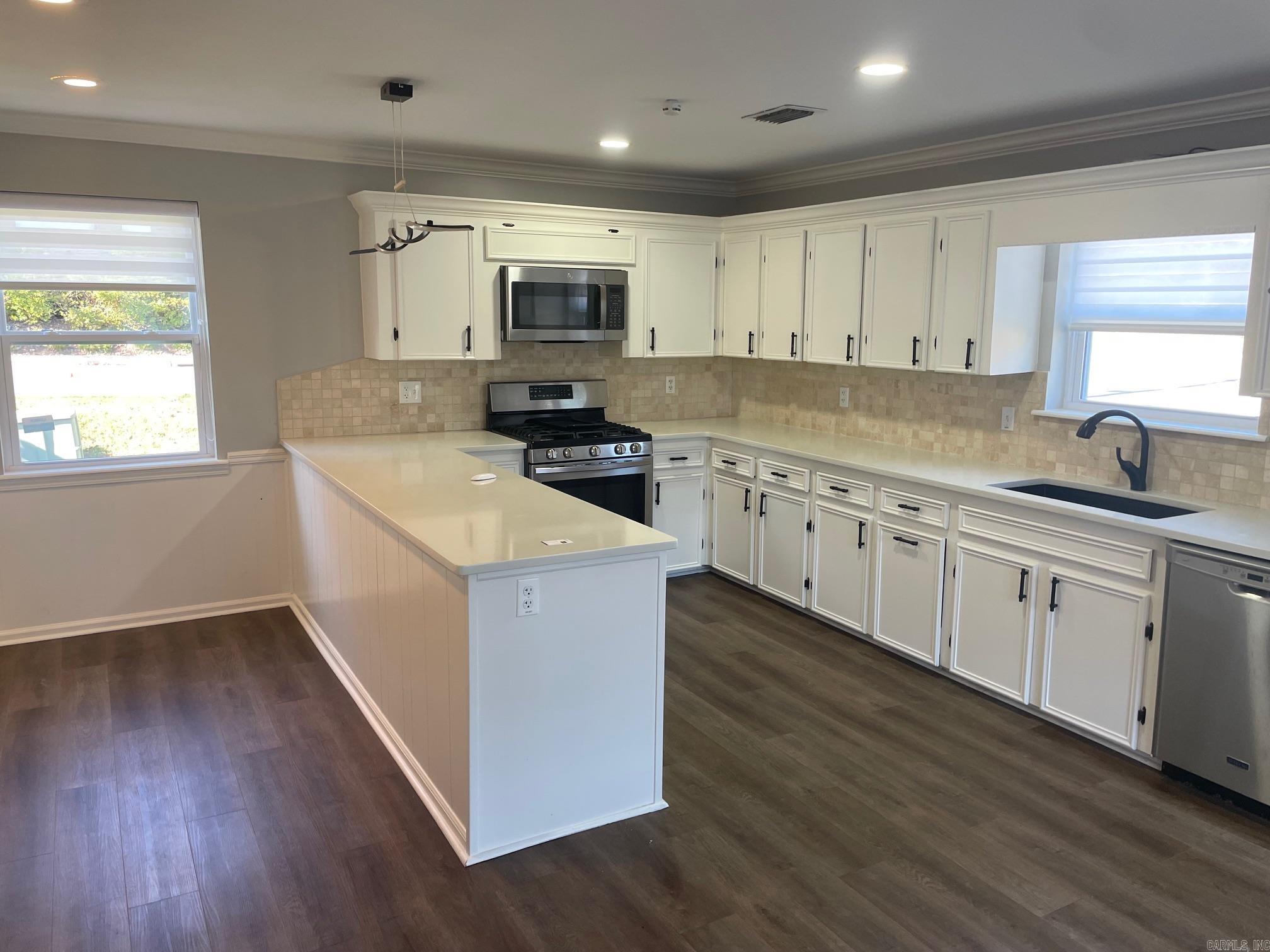 GIBRALTER HGTS - Residential Lease