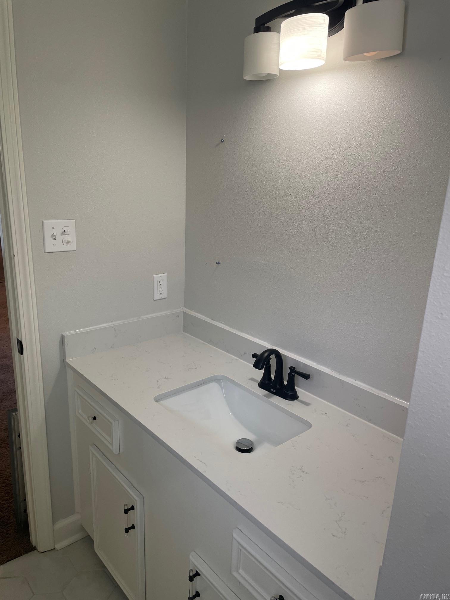 GIBRALTER HGTS - Residential Lease