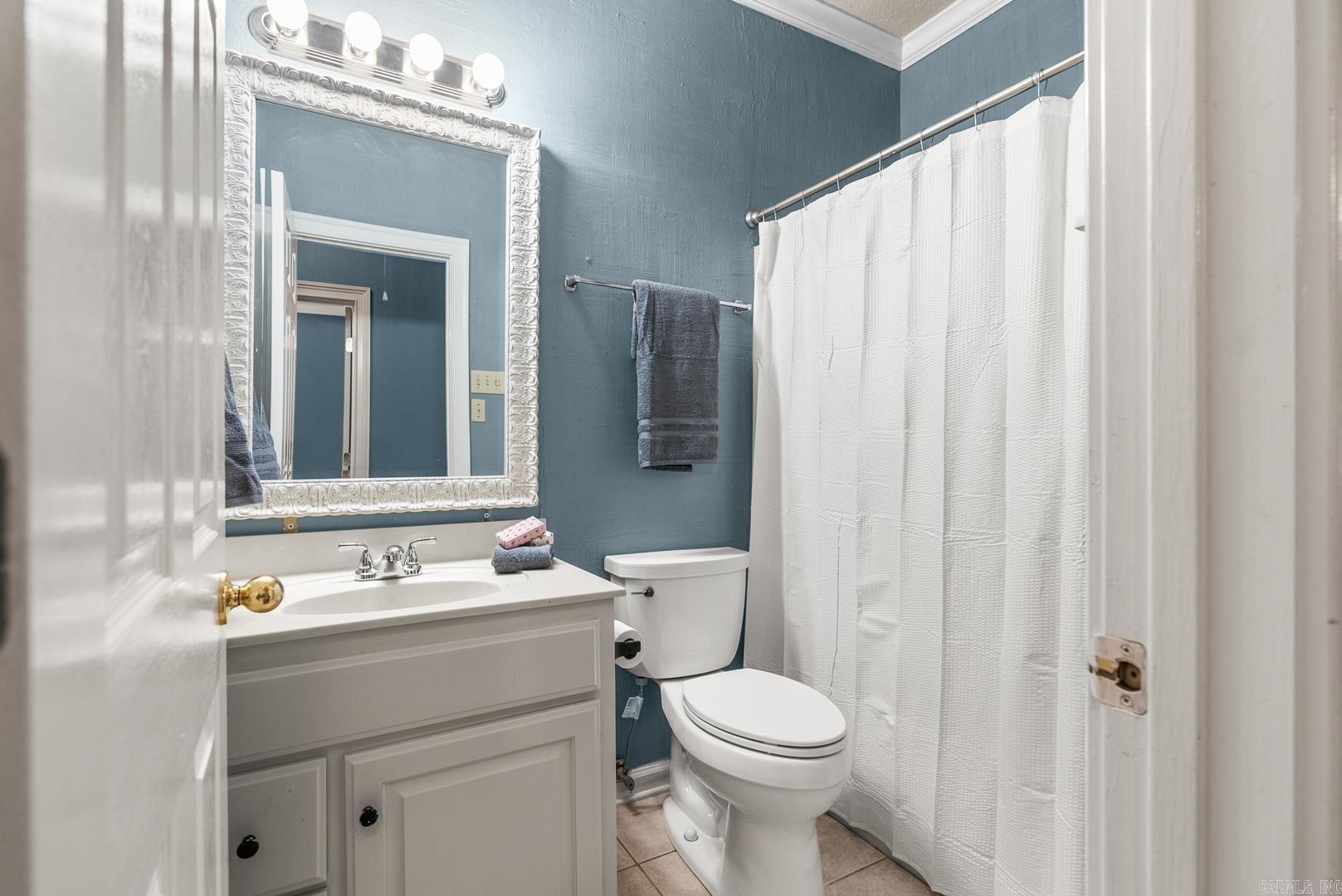 COUNTRY CLUB OF ARK THE - Residential