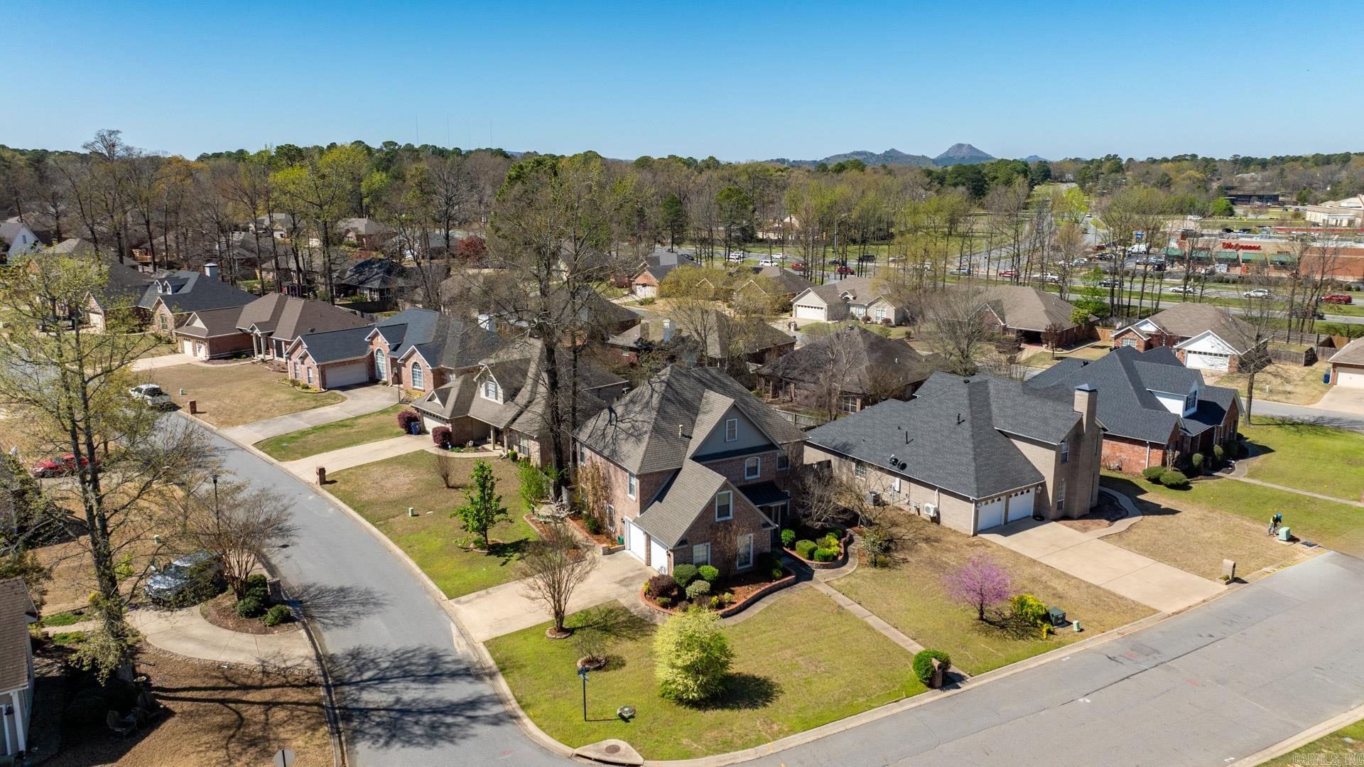 COUNTRY CLUB OF ARK THE - Residential