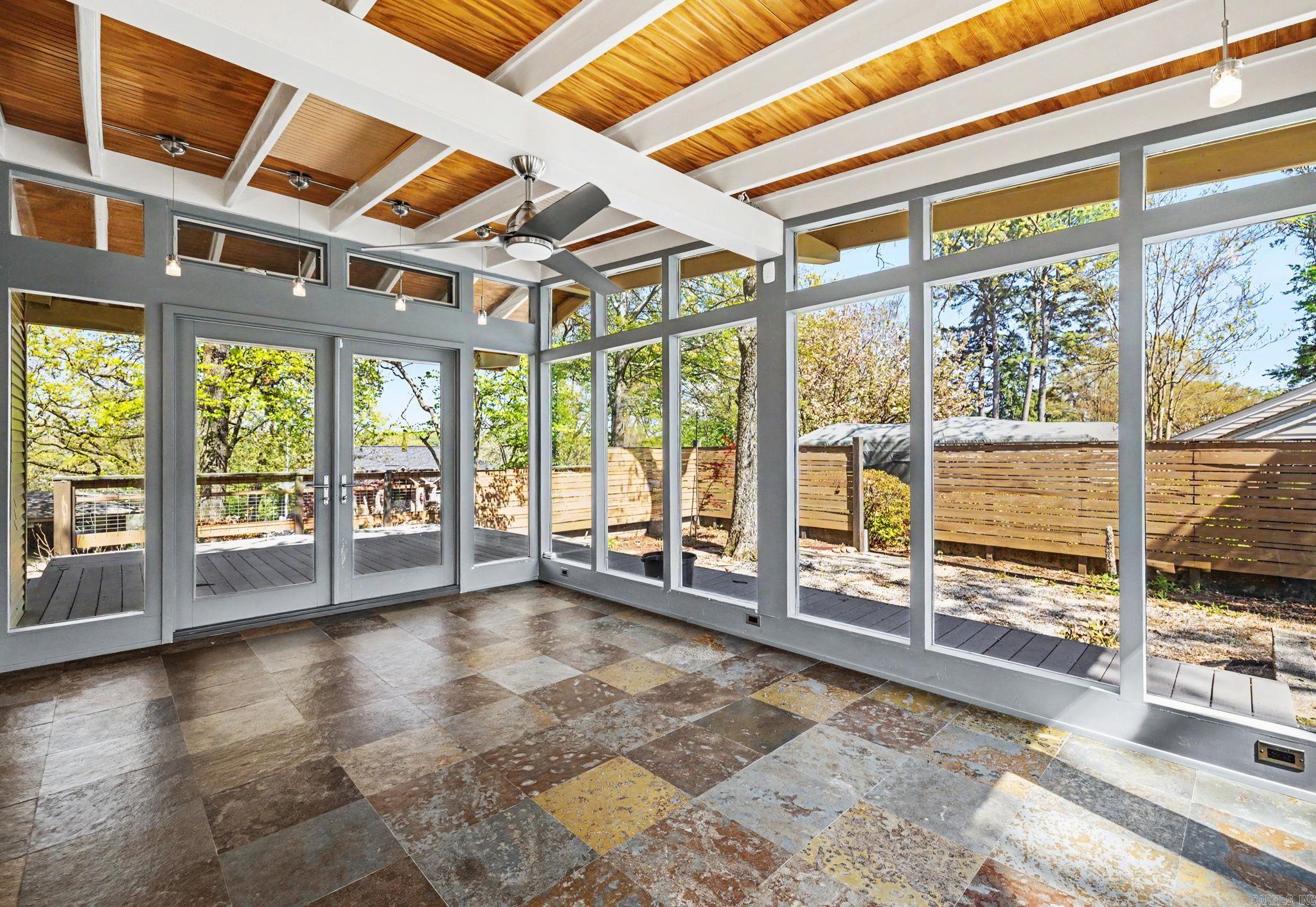 PARK HILL - Residential