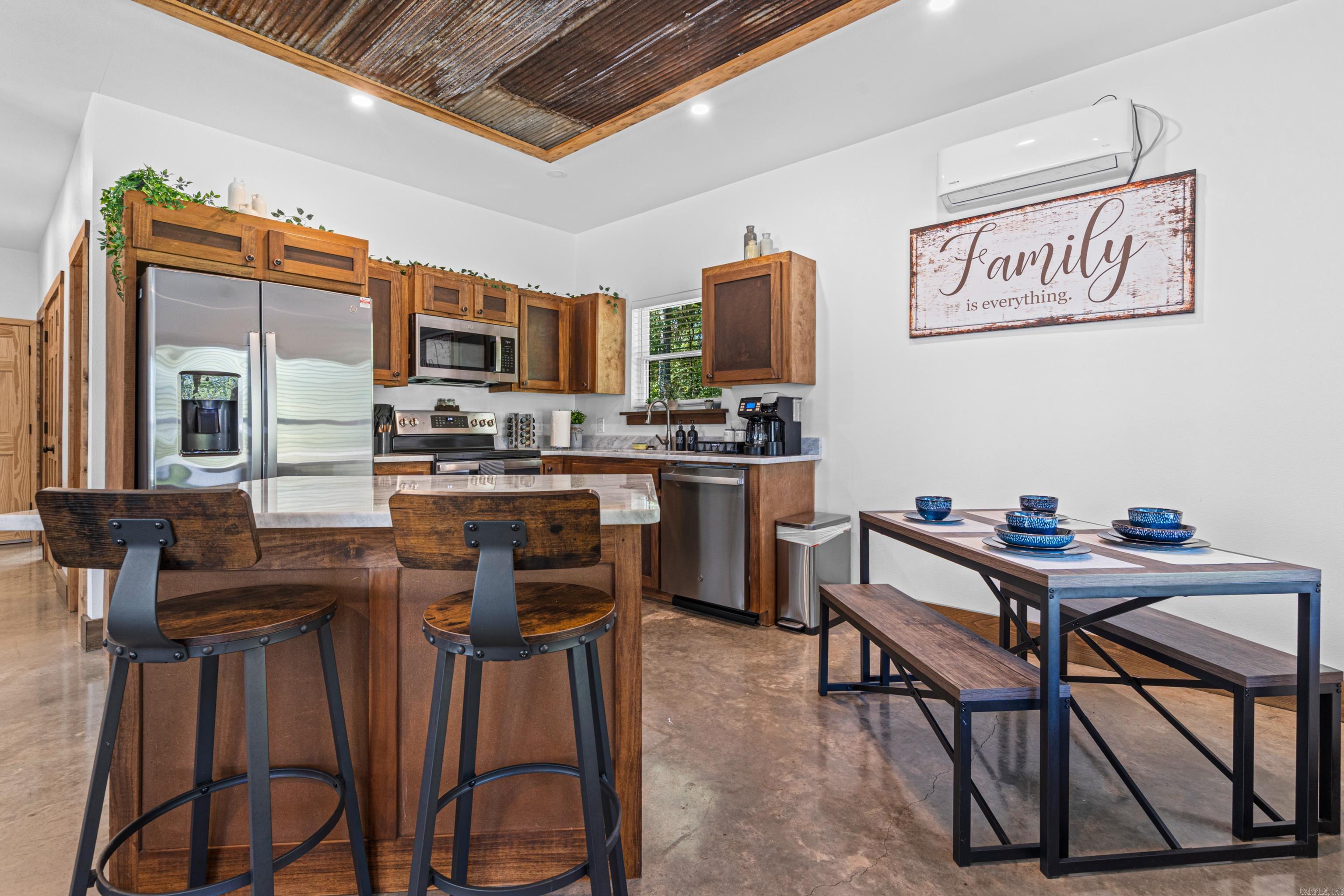 Metes & Bounds - Residential Income