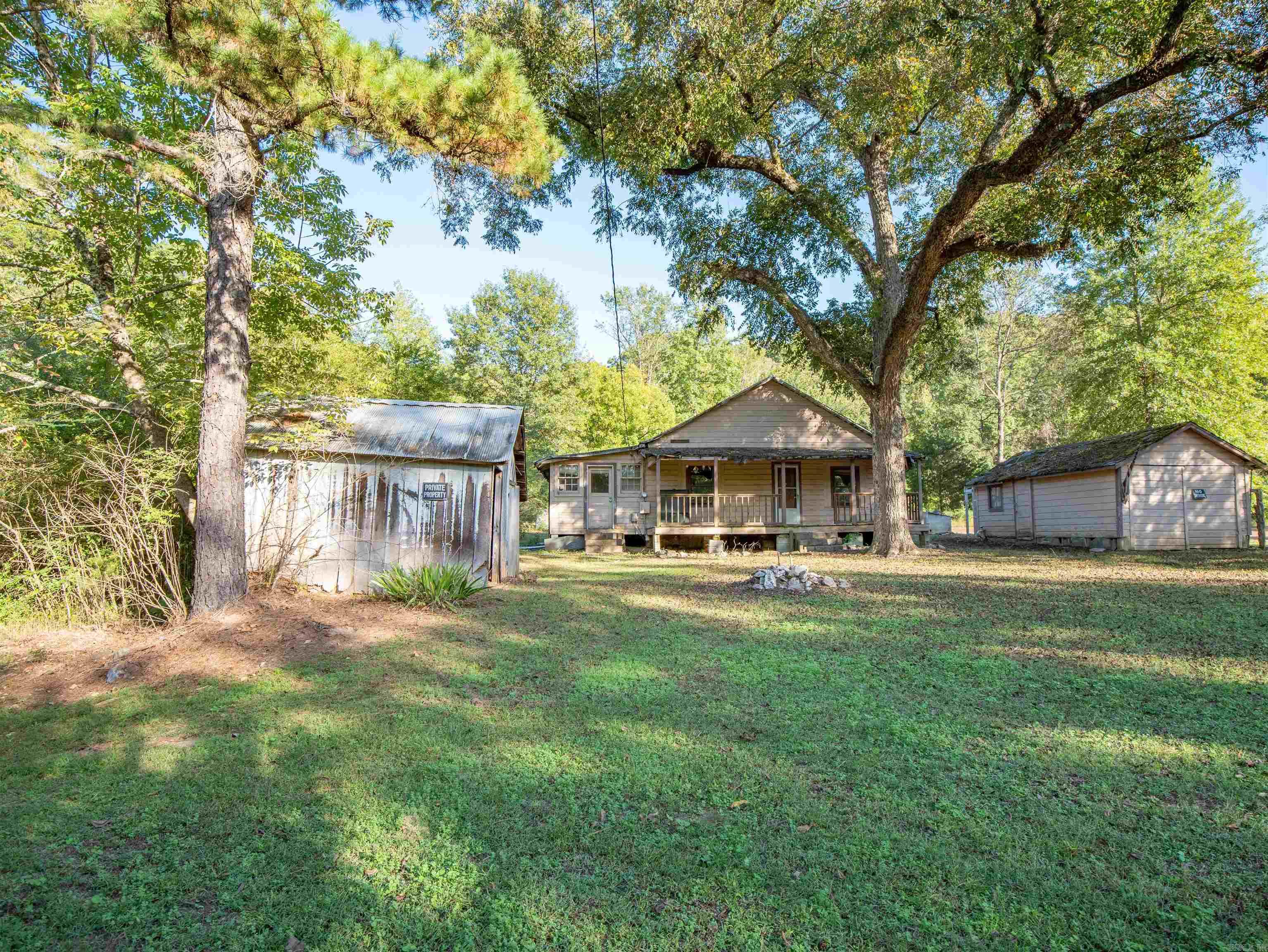 Metes & Bounds - Land