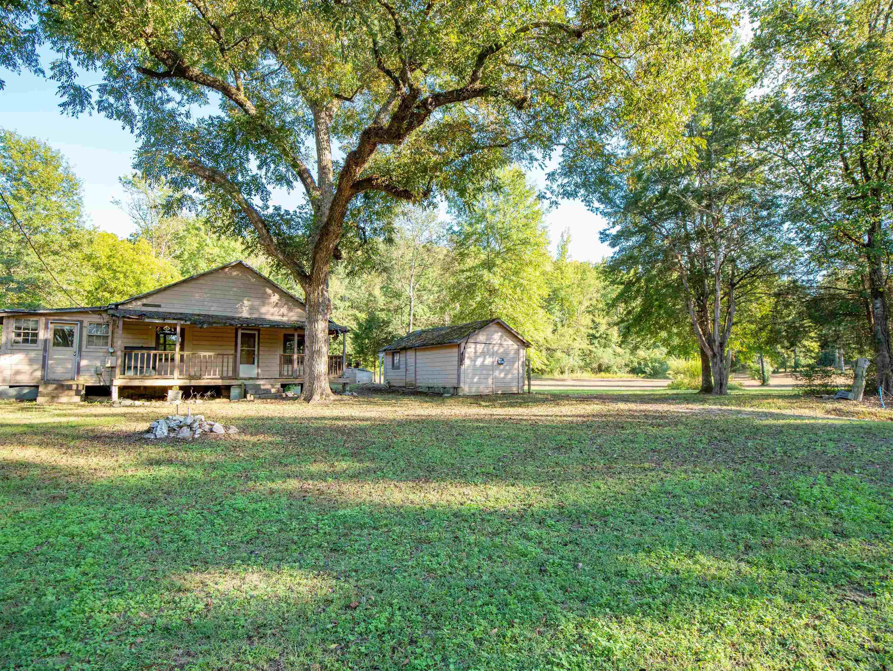 Metes & Bounds - Land