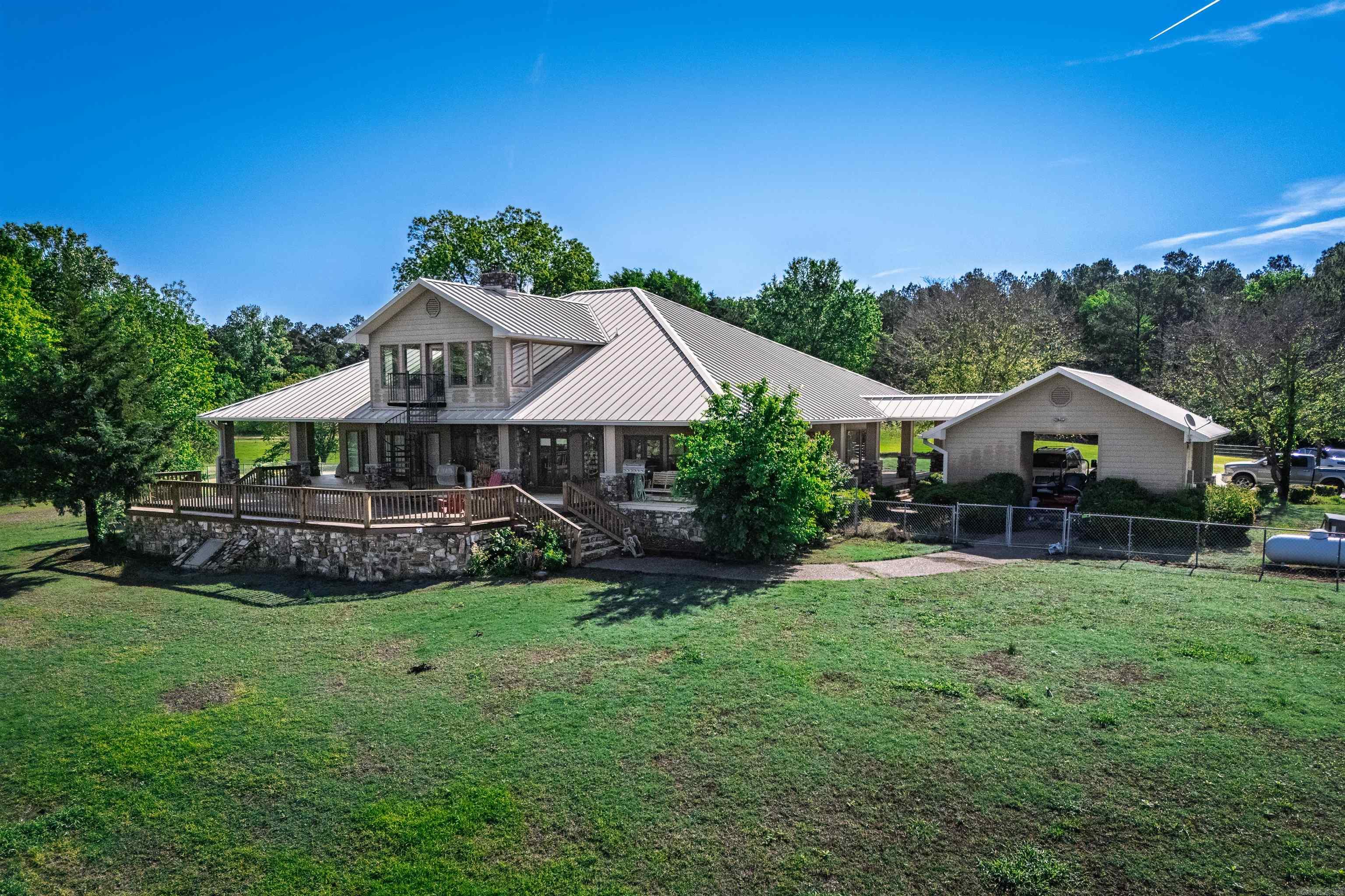 Metes & Bounds - Residential