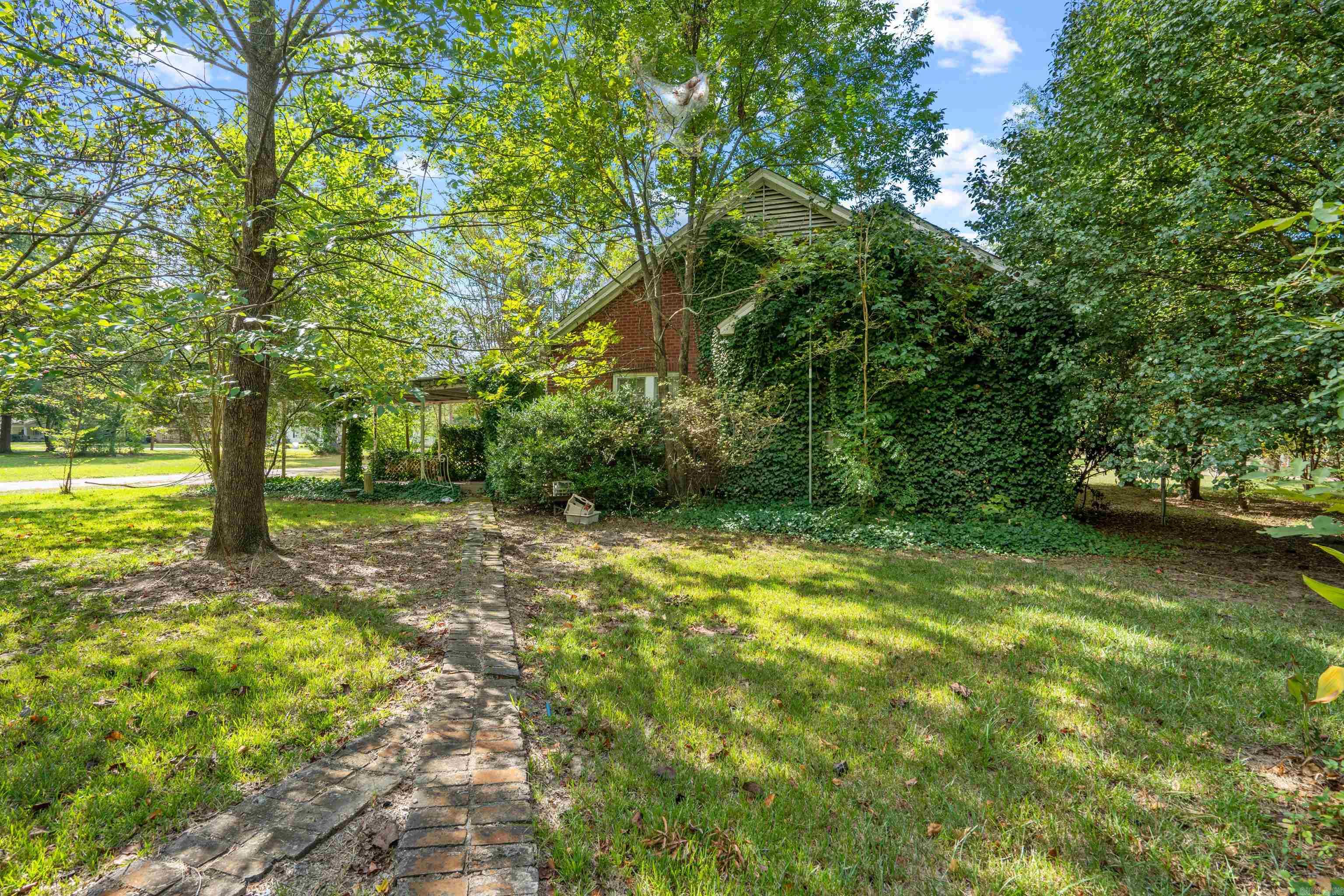 CORNS ADDN - Residential