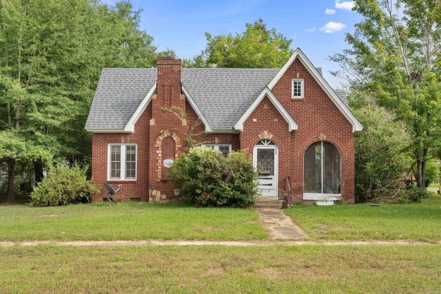 Own a slice of Gurdon history with this delightful brick home, where classic charm meets modern comfort. Featuring two spacious bedrooms and a well-appointed bathroom across 1,590 square feet, this property offers plenty of room for relaxation and entertaining. The roof was replaced in 2021, adding to the peace of mind for future homeowners. This home invites you to embrace its rich heritage while adding your own personal touch. Don’t miss the chance to create lasting memories in this unique Gurdon gem!