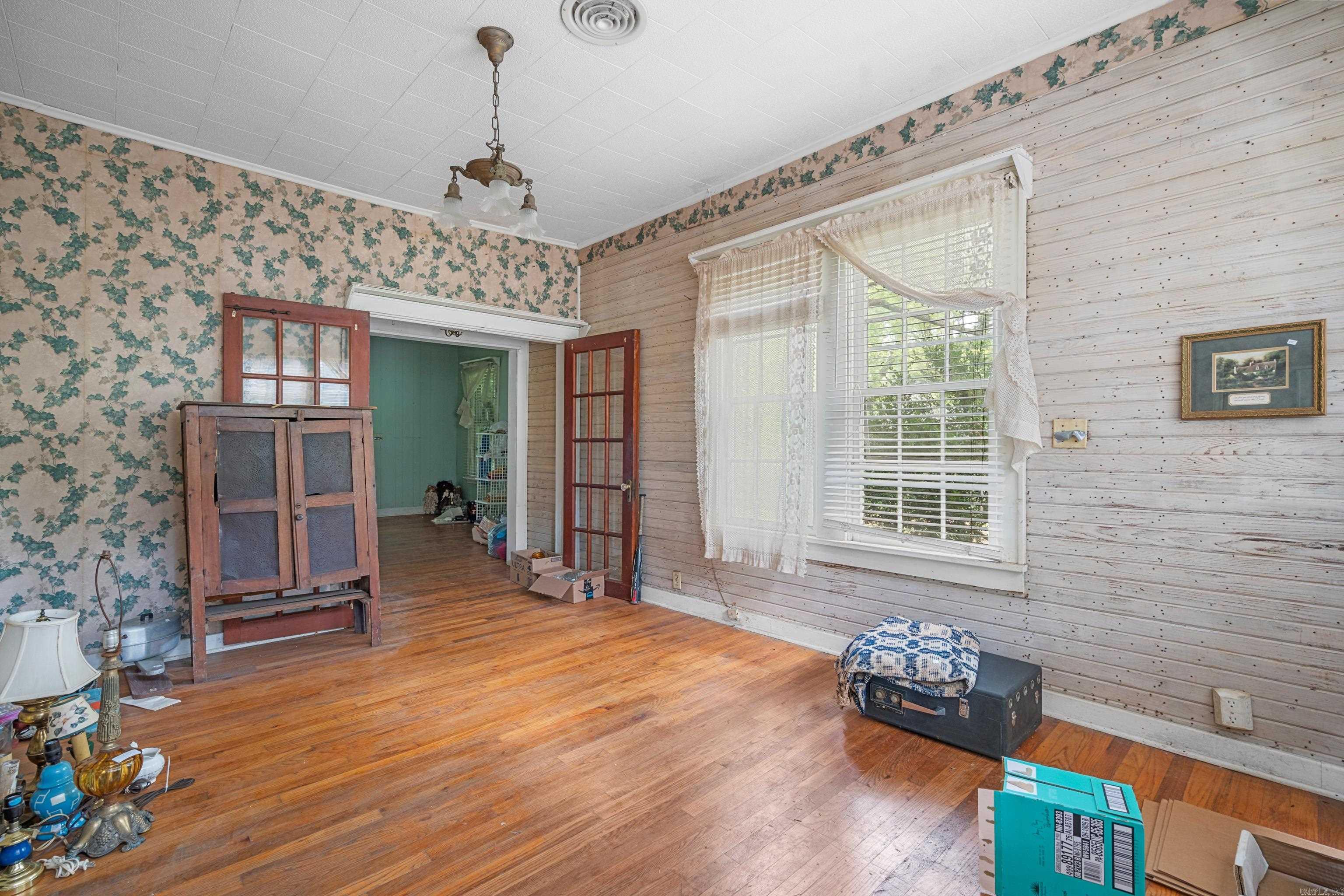 CORNS ADDN - Residential