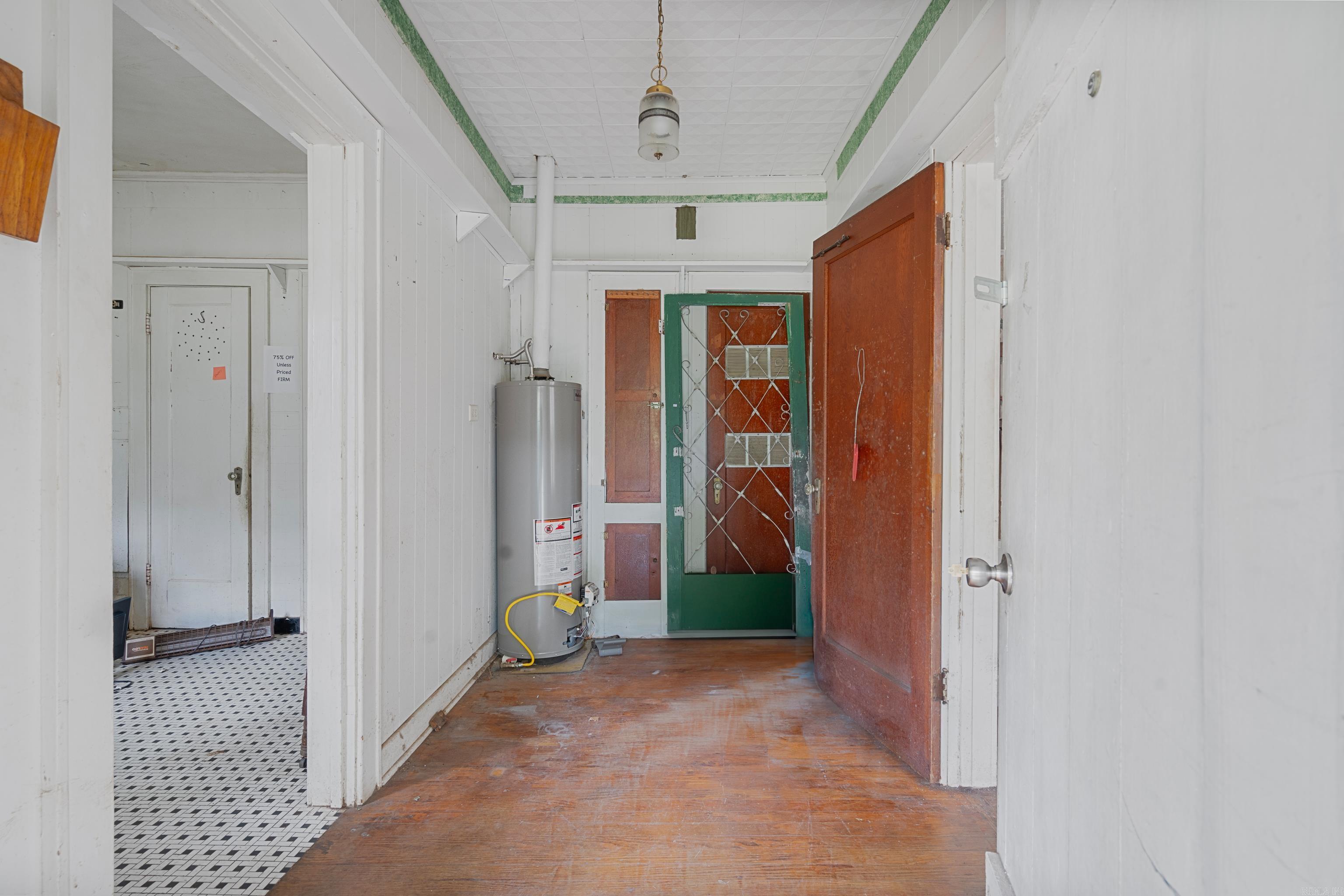 CORNS ADDN - Residential