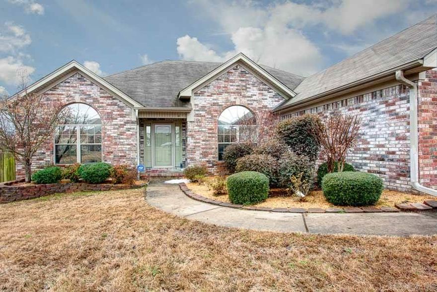 Rare Find! Lake Front Living 20mins from LR If you love entertaining outdoors you must see this house! Huge 18x26 Covered Gable Roof Deck overlooking fully fenced yard w/private dock with Auto Solar Fish Feeder for year round enjoyment! Spacious Rooms, Eat in Kitchen, updated appliances, 5 French drains in yard, Extensive landscaped flower beds. Energy Efficient Tinted windows, Fireplace, Vaulted Ceilings & Split Fl Plan make this the perfect Home. 1 year HW with accept offer. sq ft approx. please measure