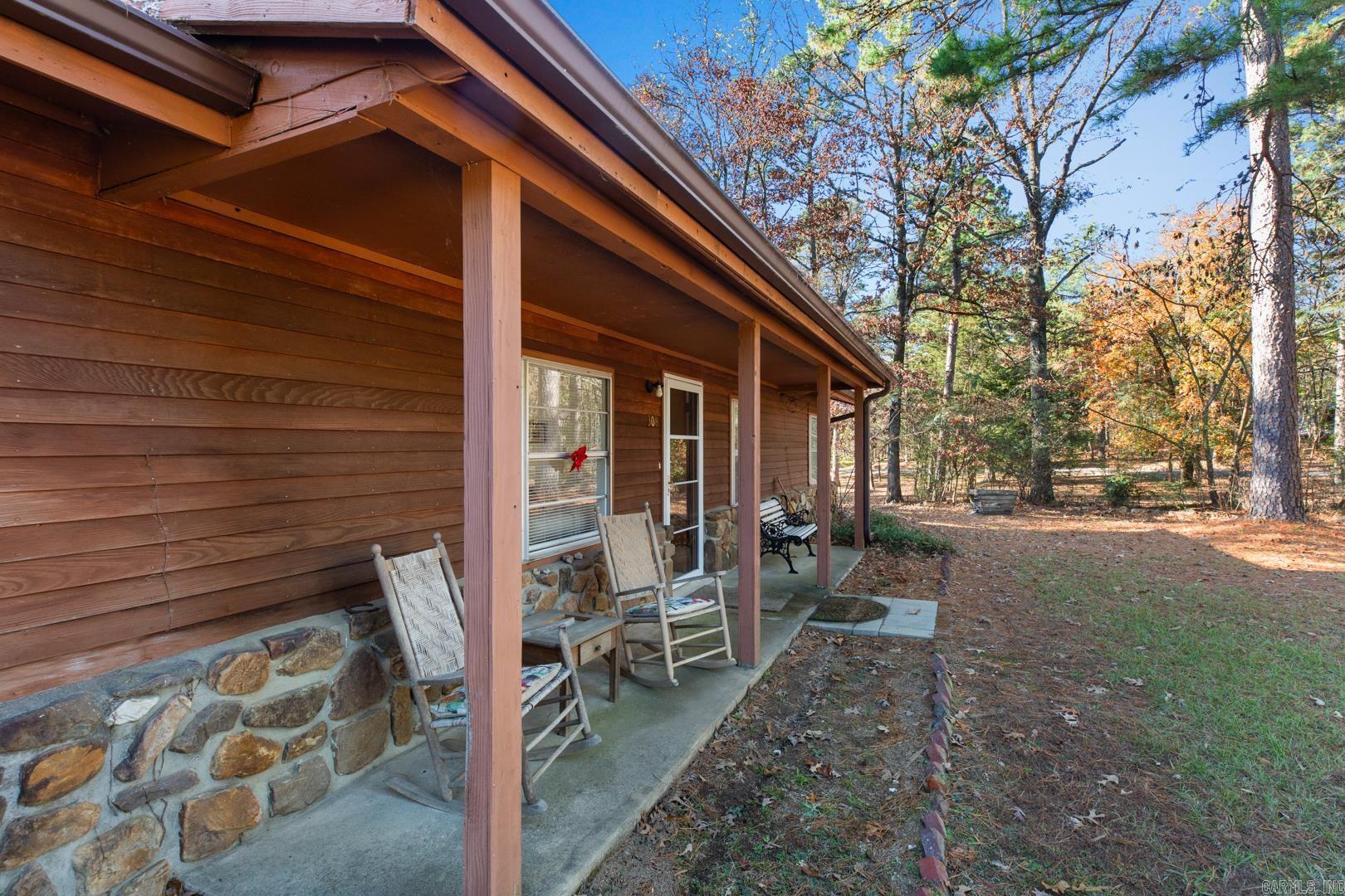 COUNTRY CLUB ESTATES - Residential