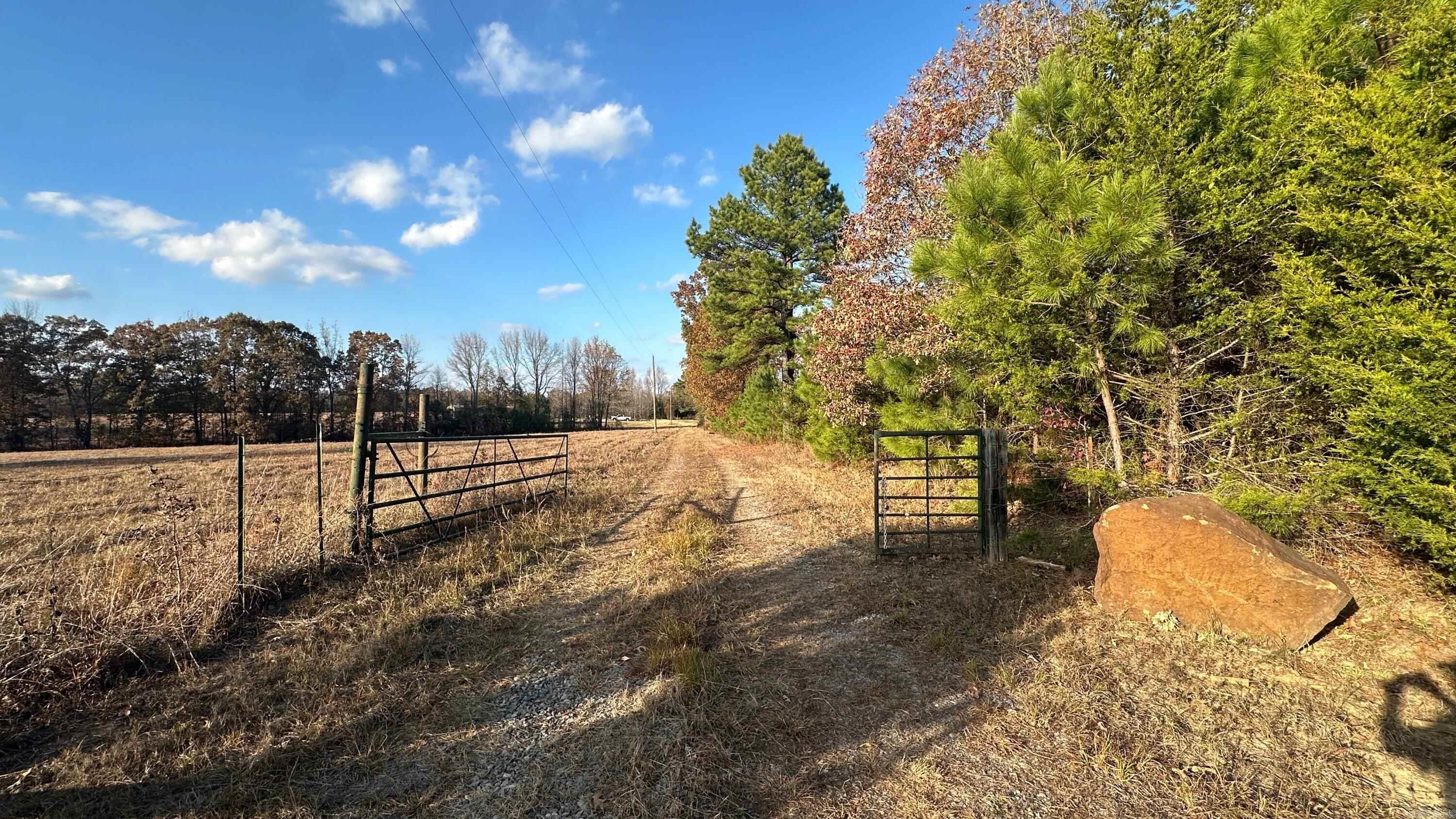 Metes & Bounds - Land