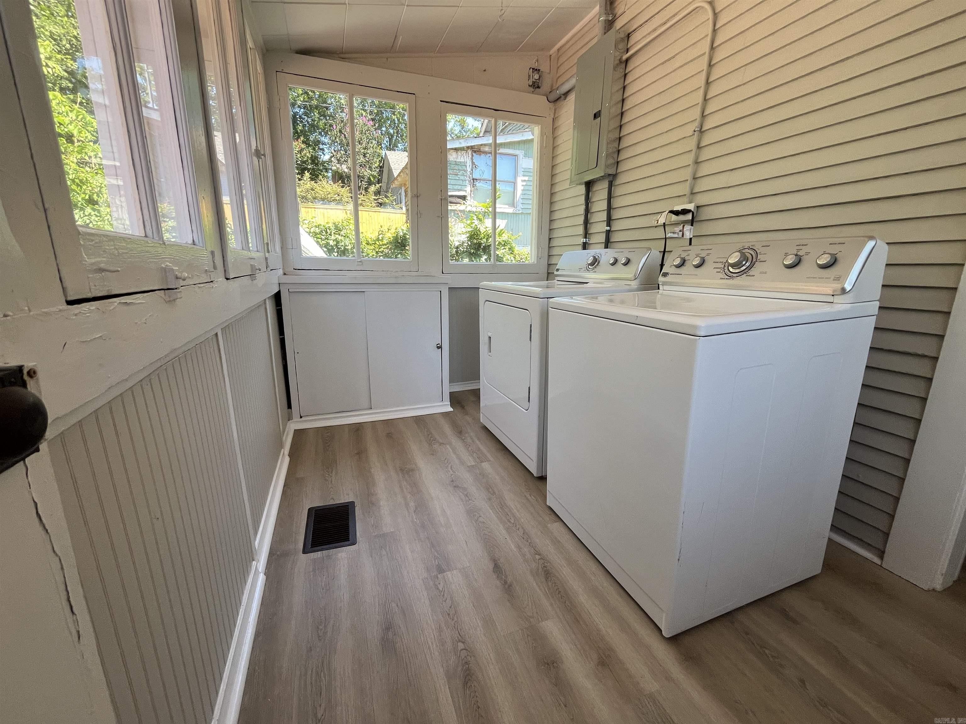 Hill Crest - Residential Lease