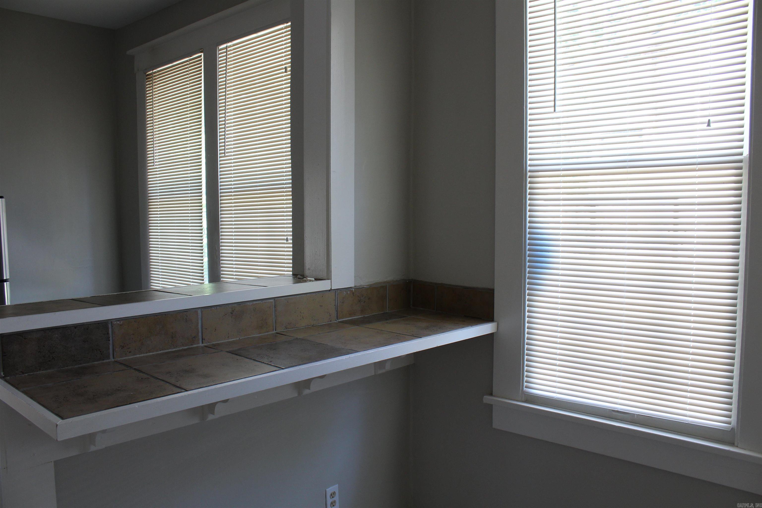 Hill Crest - Residential Lease