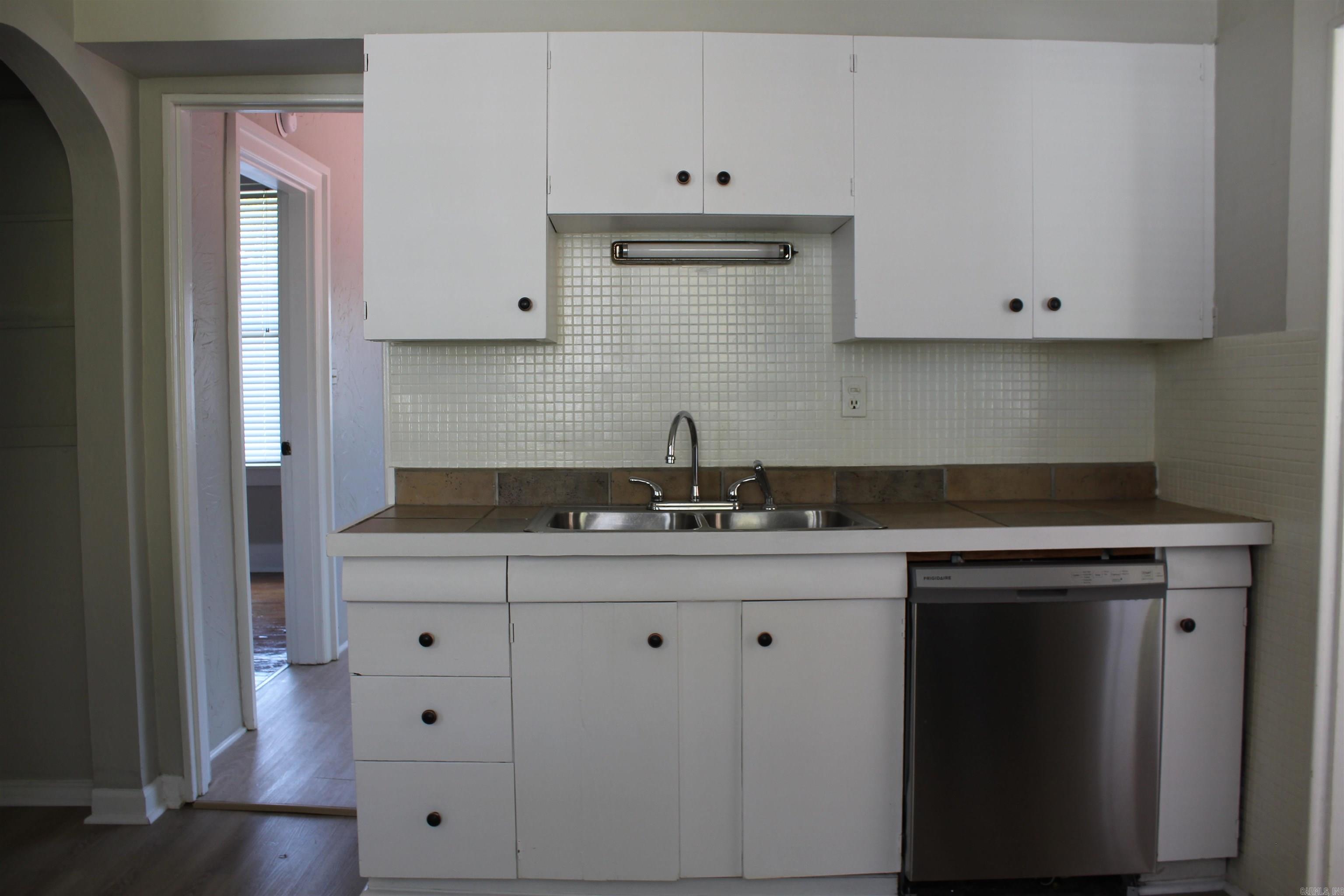 Hill Crest - Residential Lease