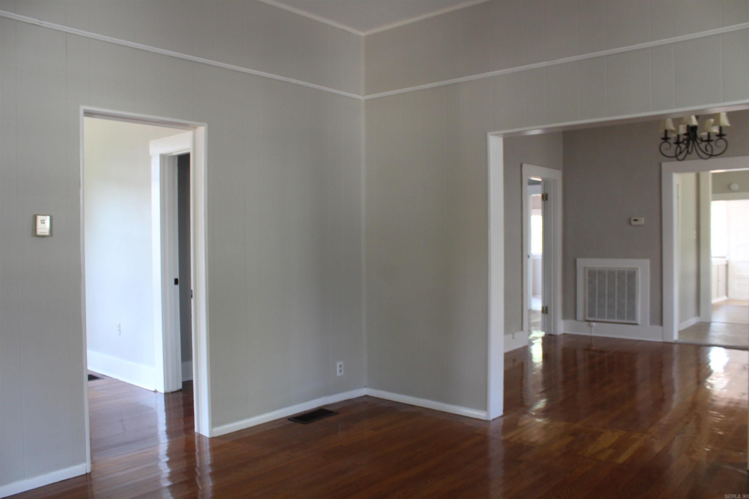 Hill Crest - Residential Lease