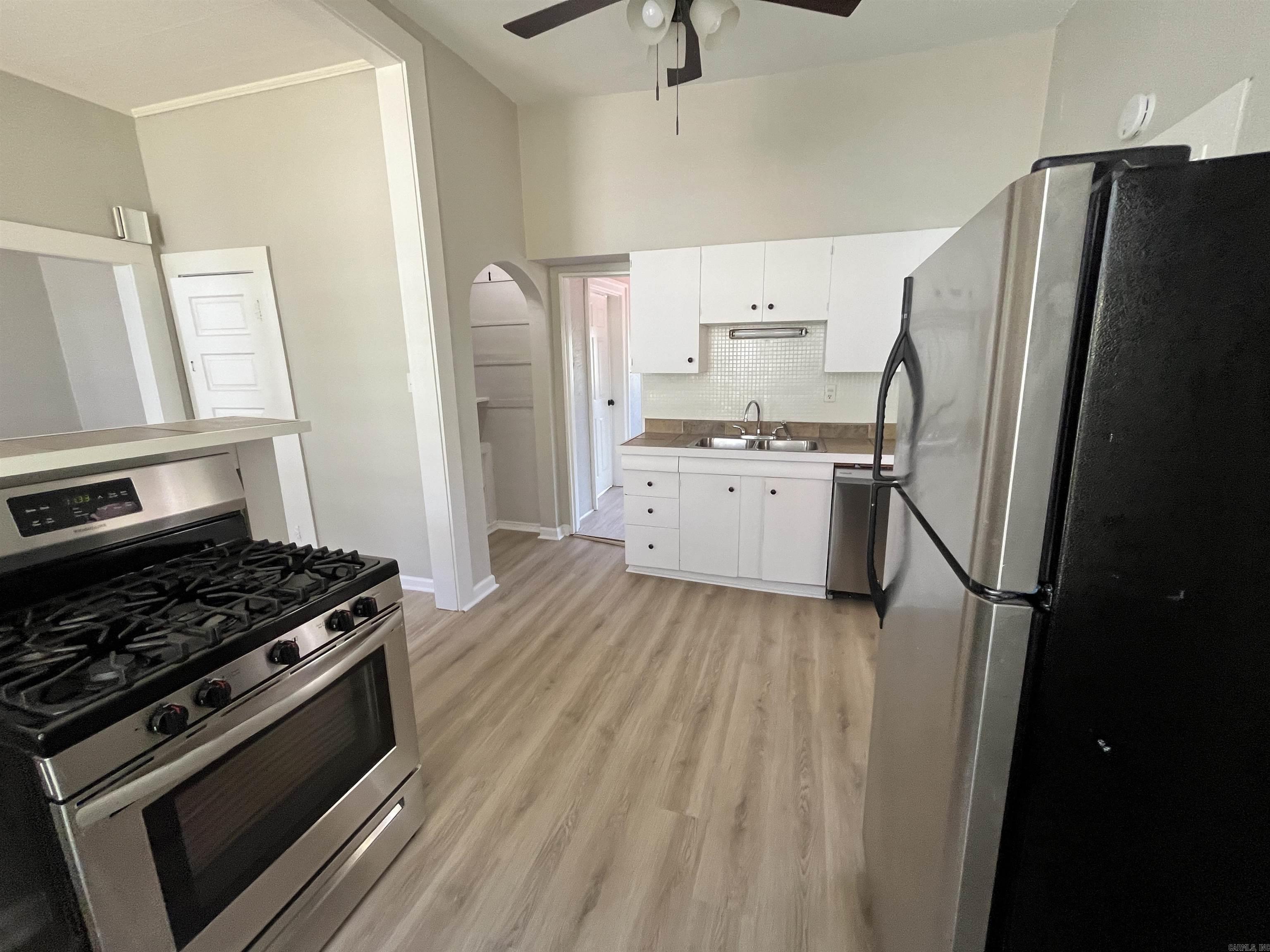 Hill Crest - Residential Lease