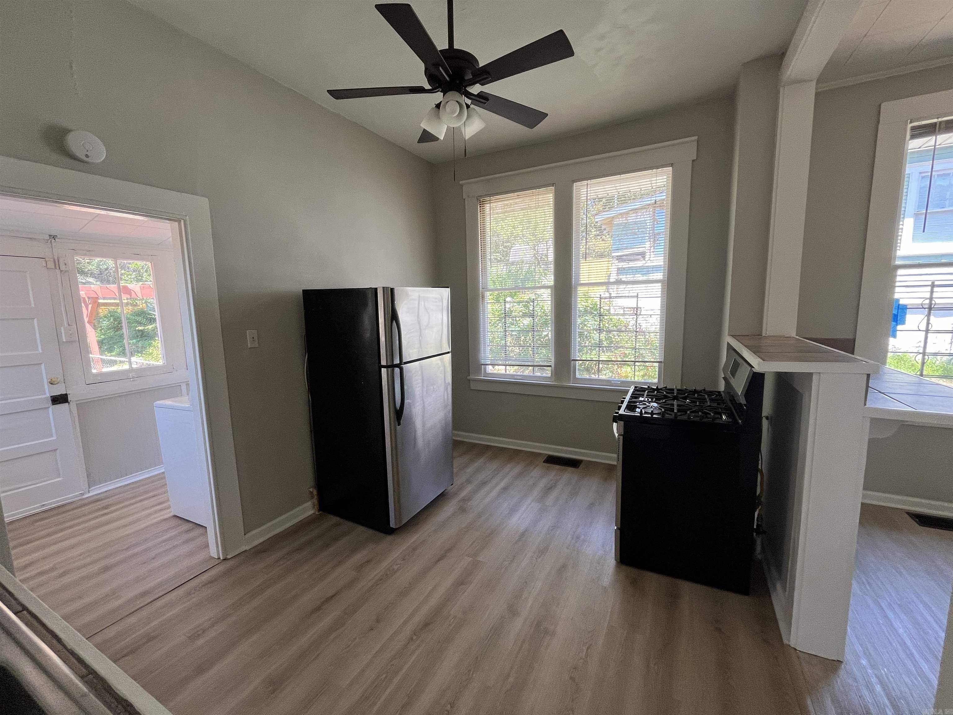 Hill Crest - Residential Lease