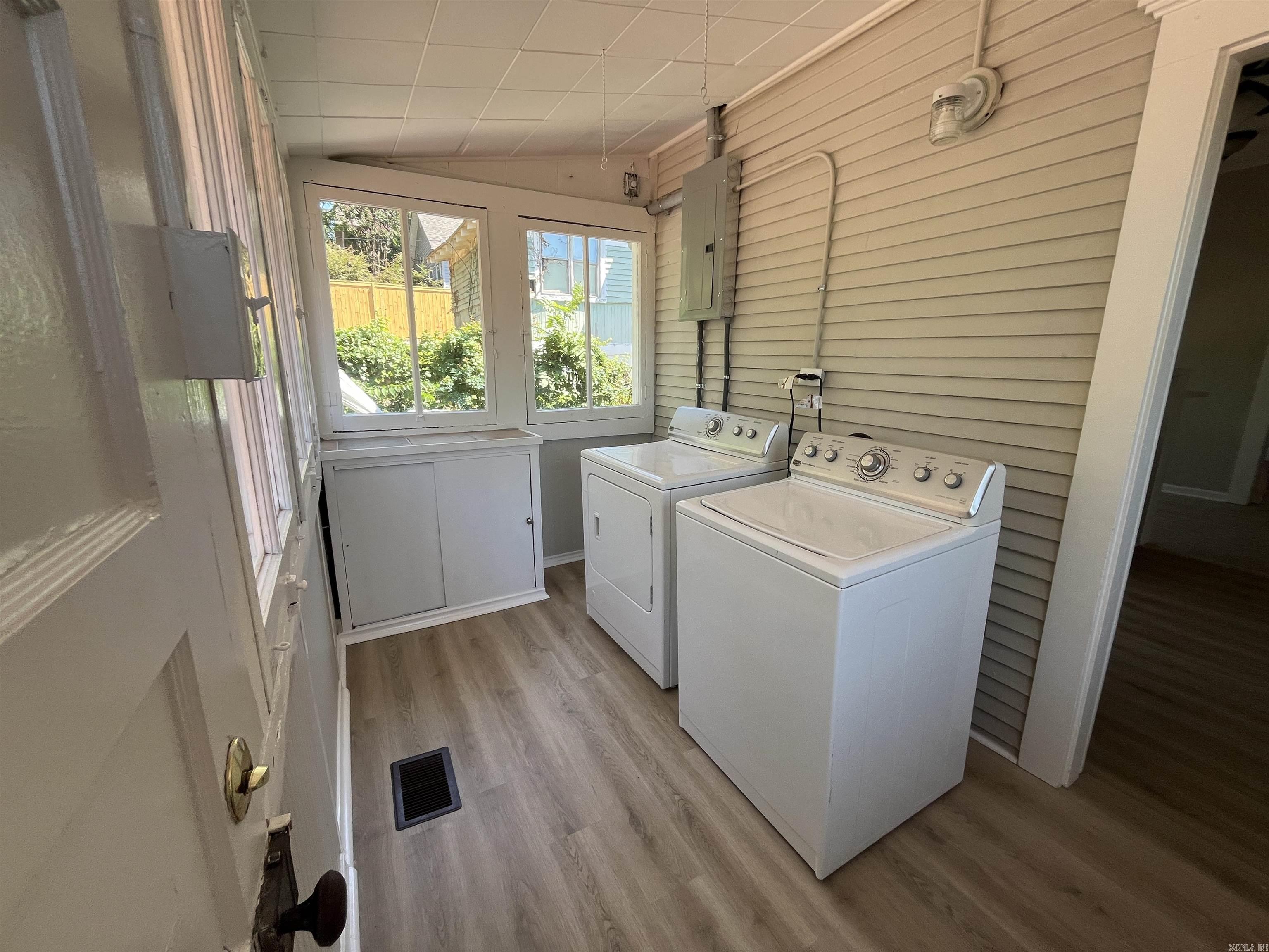 Hill Crest - Residential Lease