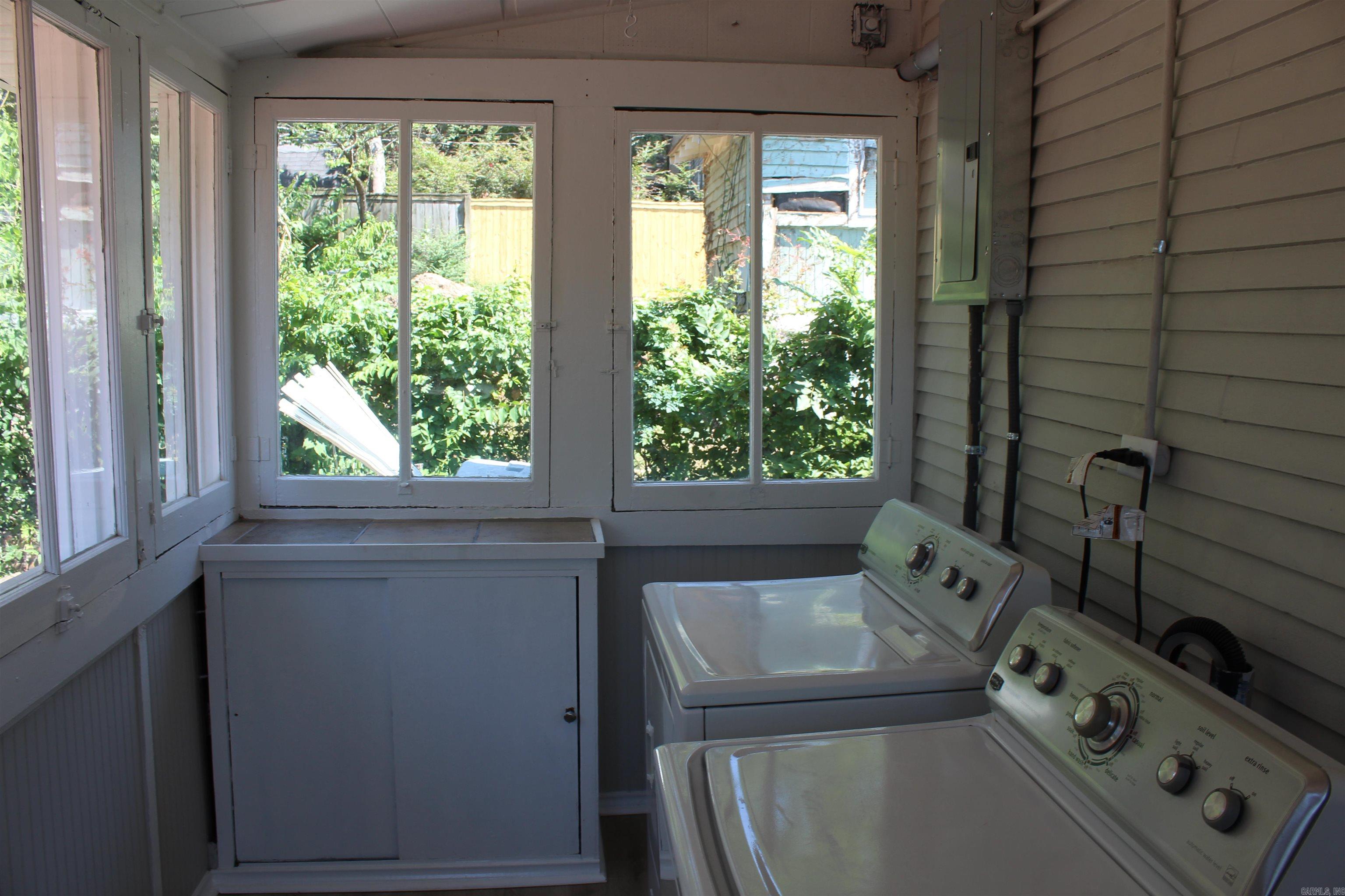 Hill Crest - Residential Lease