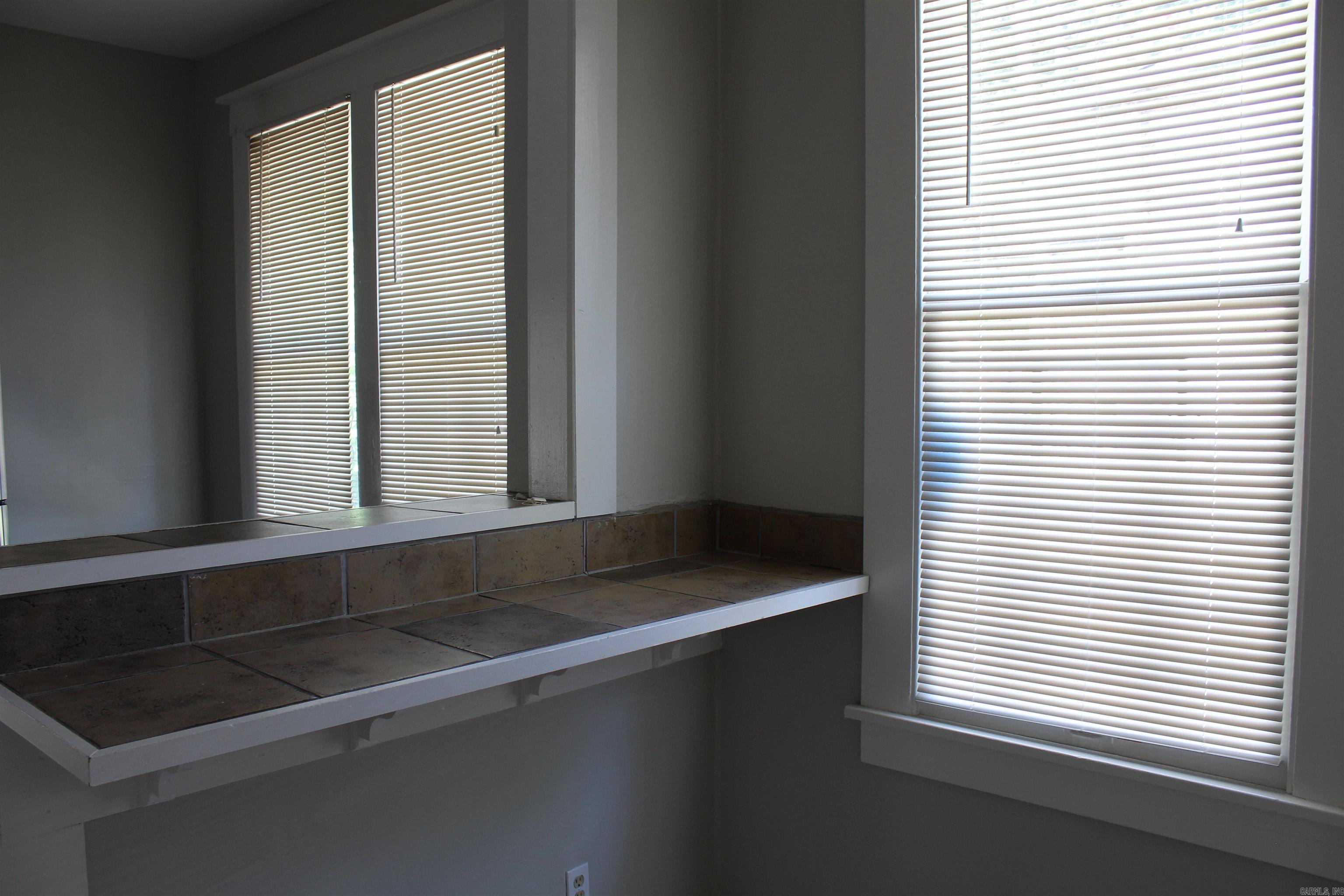 Hill Crest - Residential Lease