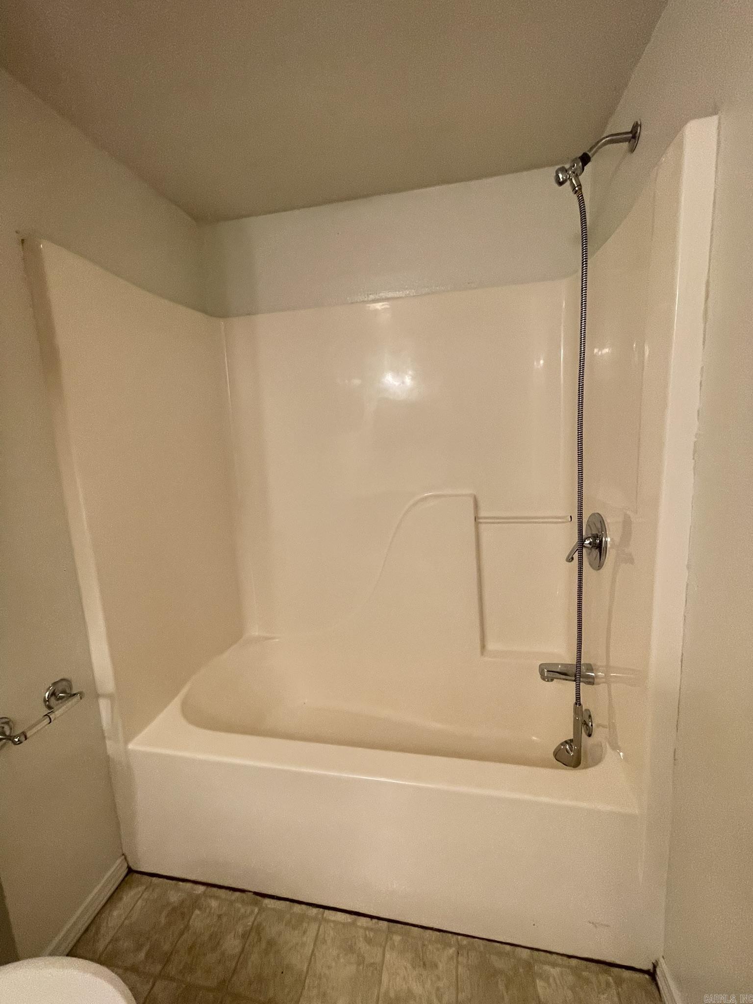 TURNERS SUB OF WHITLEY - Residential