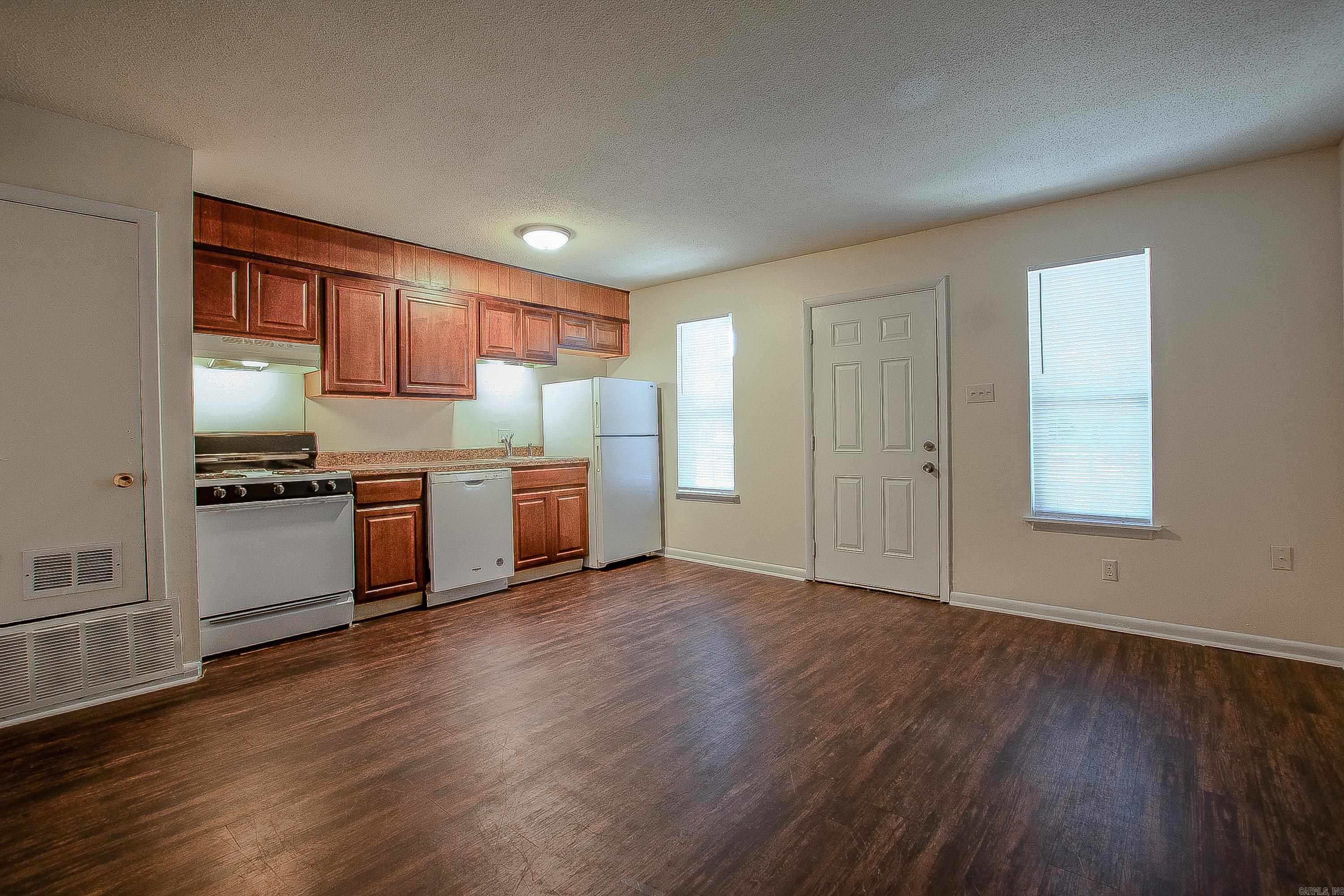 Hill Crest - Residential Lease