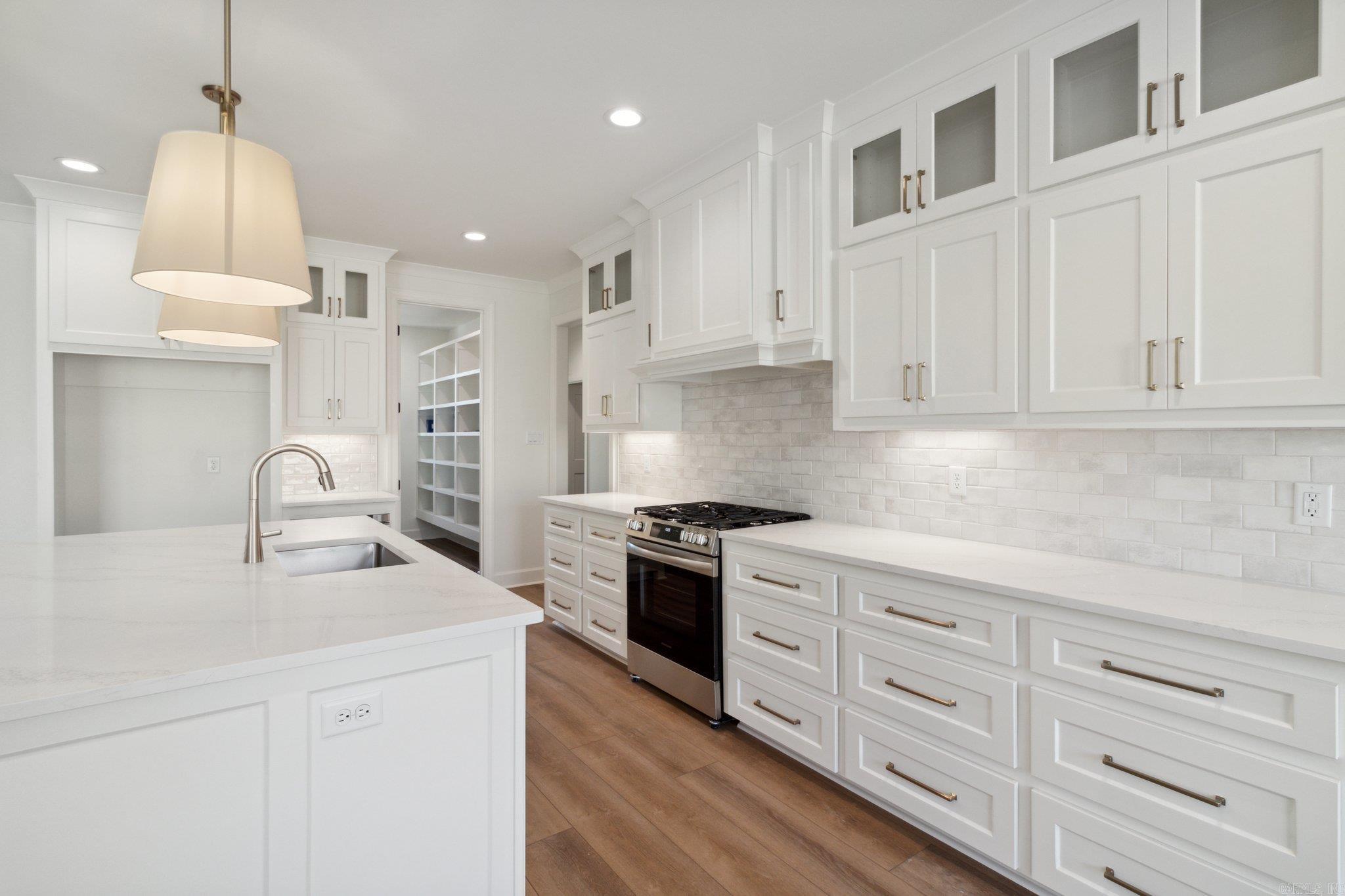 HURRICANE LAKE ESTATES QUAIL VAL - Residential