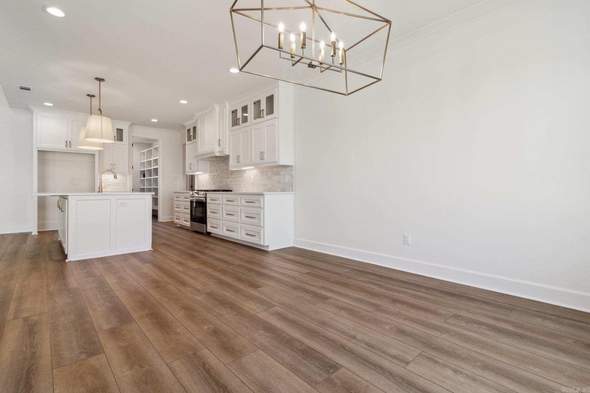 HURRICANE LAKE ESTATES QUAIL VAL - Residential