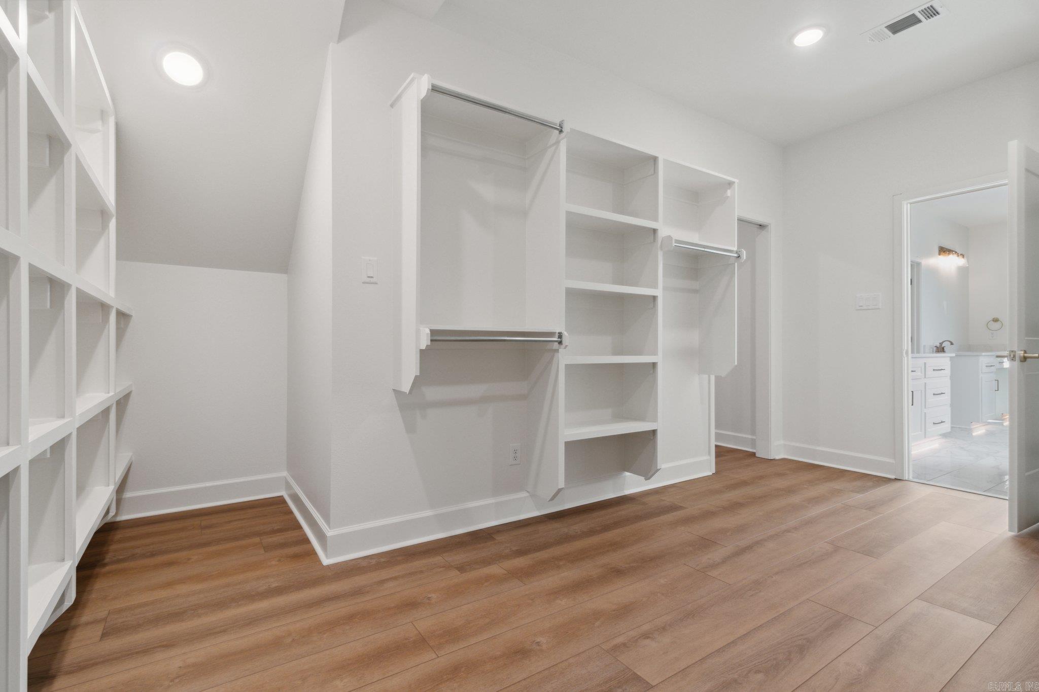 HURRICANE LAKE ESTATES QUAIL VAL - Residential