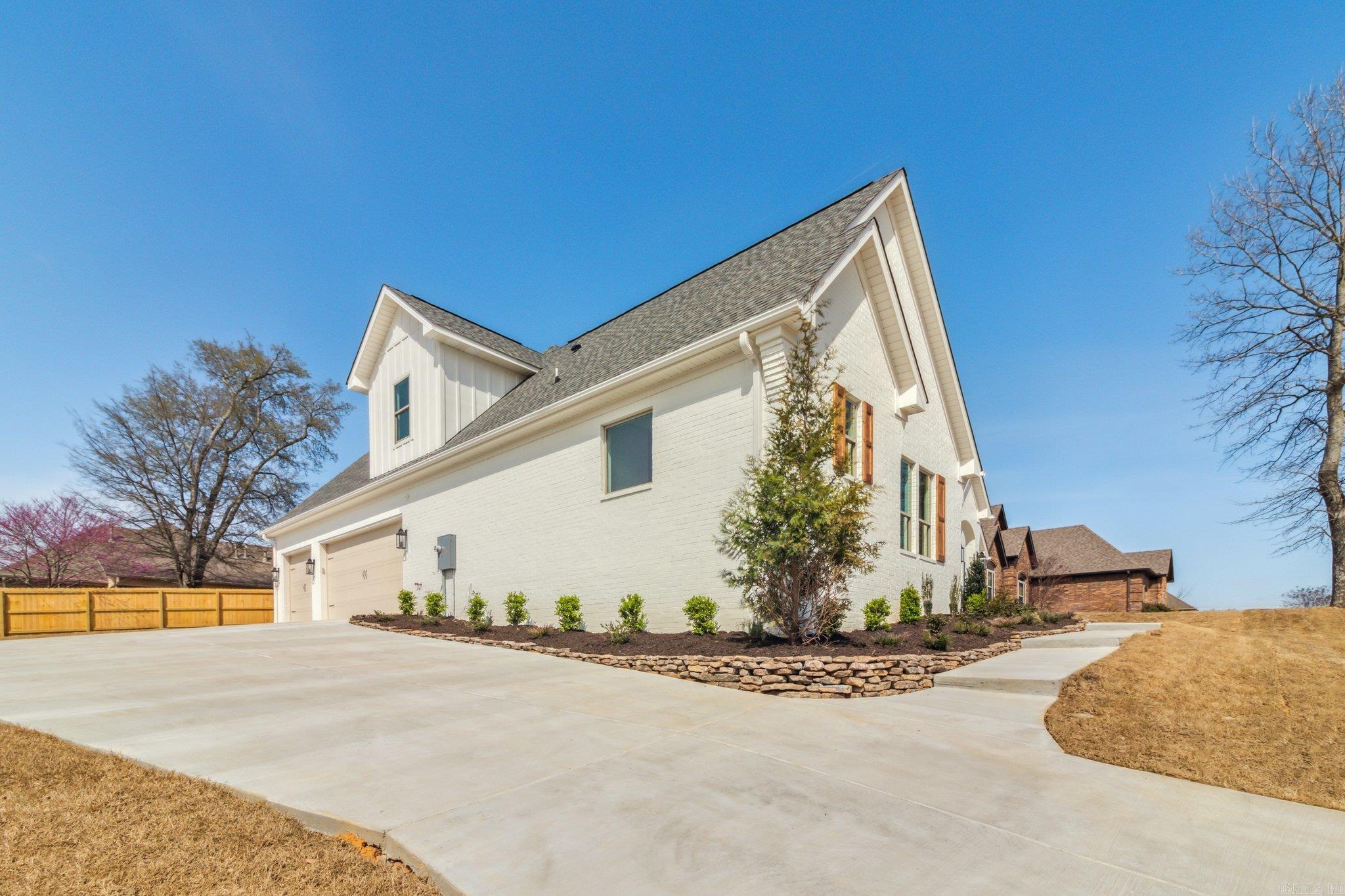 HURRICANE LAKE ESTATES QUAIL VAL - Residential