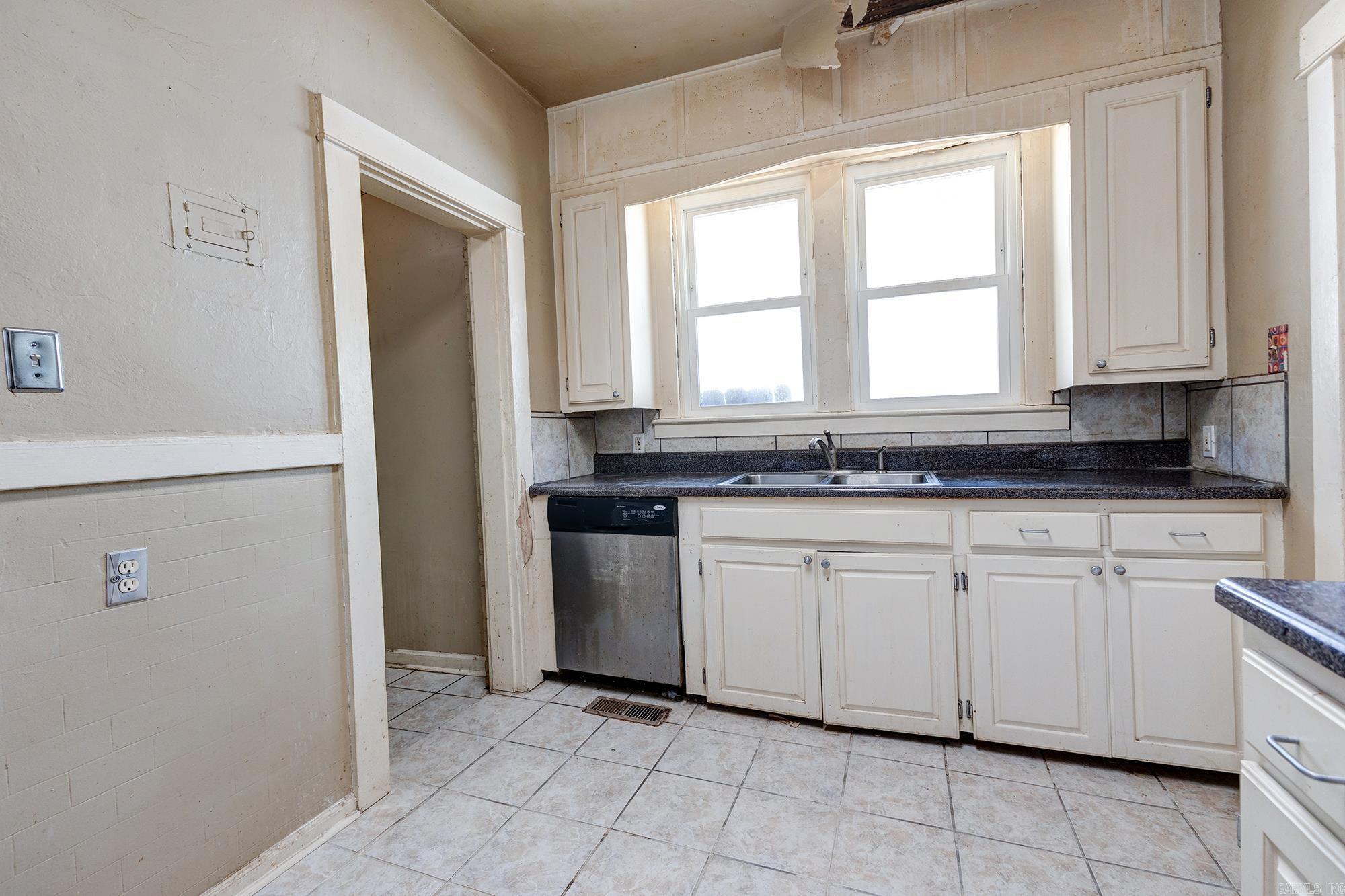 CAPITOL VIEW - Residential