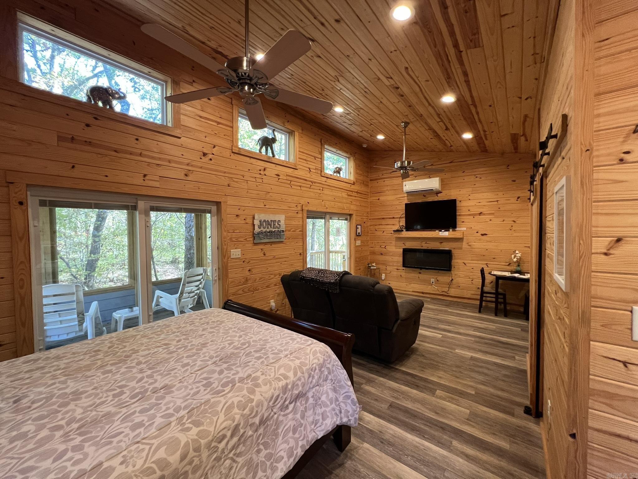 Diamondhead - Residential