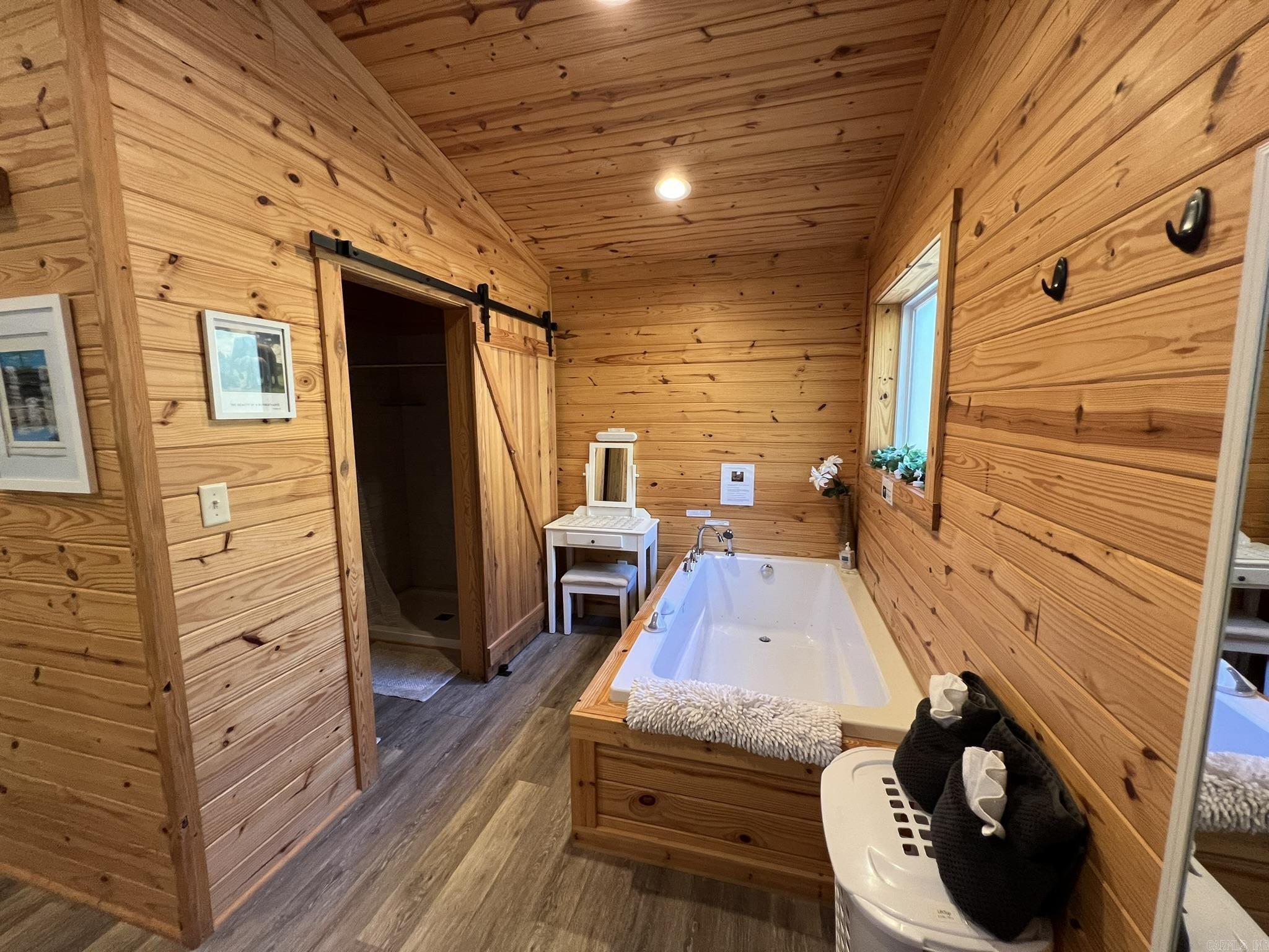 Diamondhead - Residential