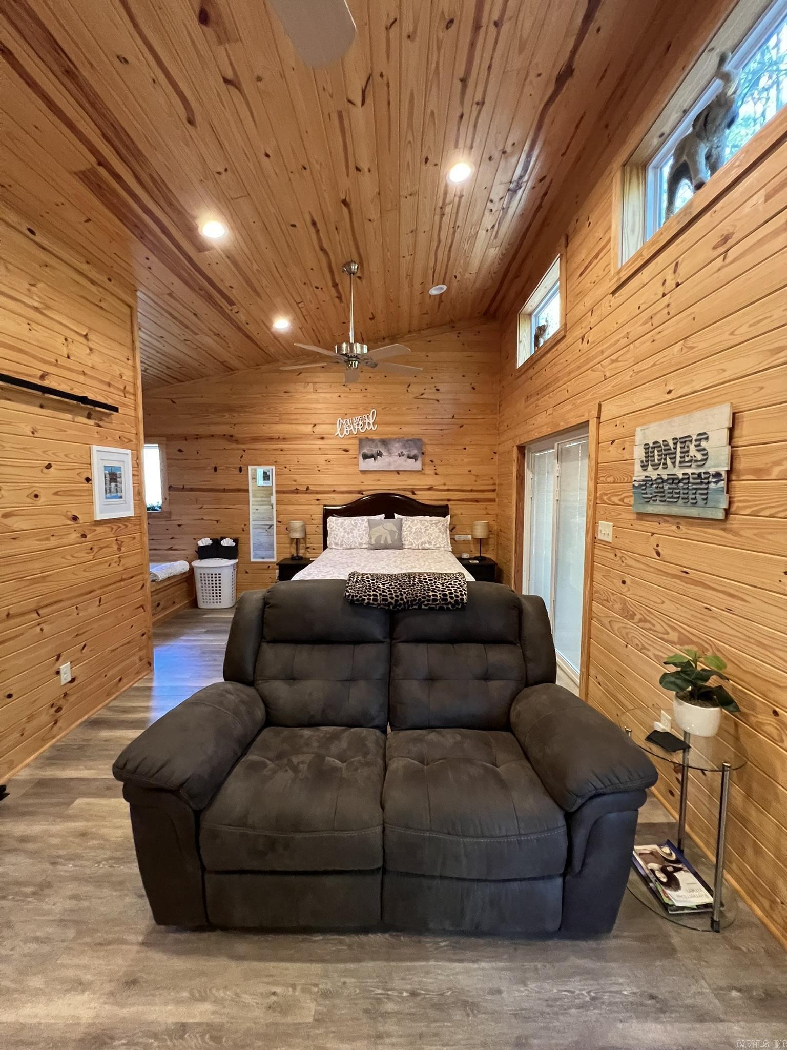 Diamondhead - Residential