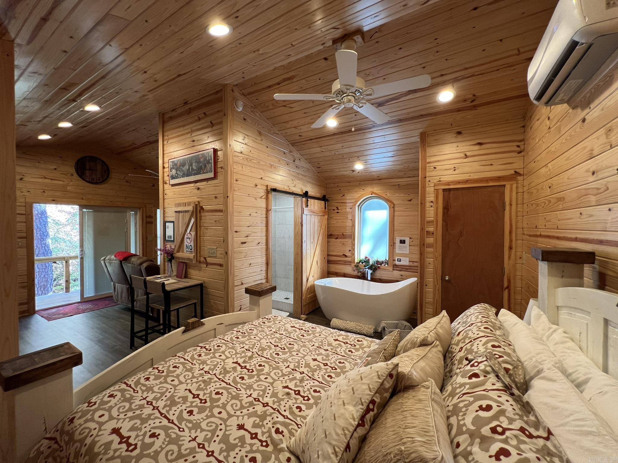 Diamondhead - Residential